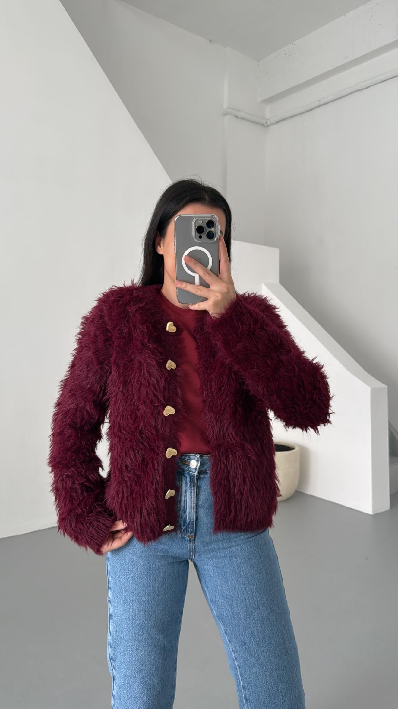 Bordo Kalp Düğme Detaylı Sakallı Örme Hırka