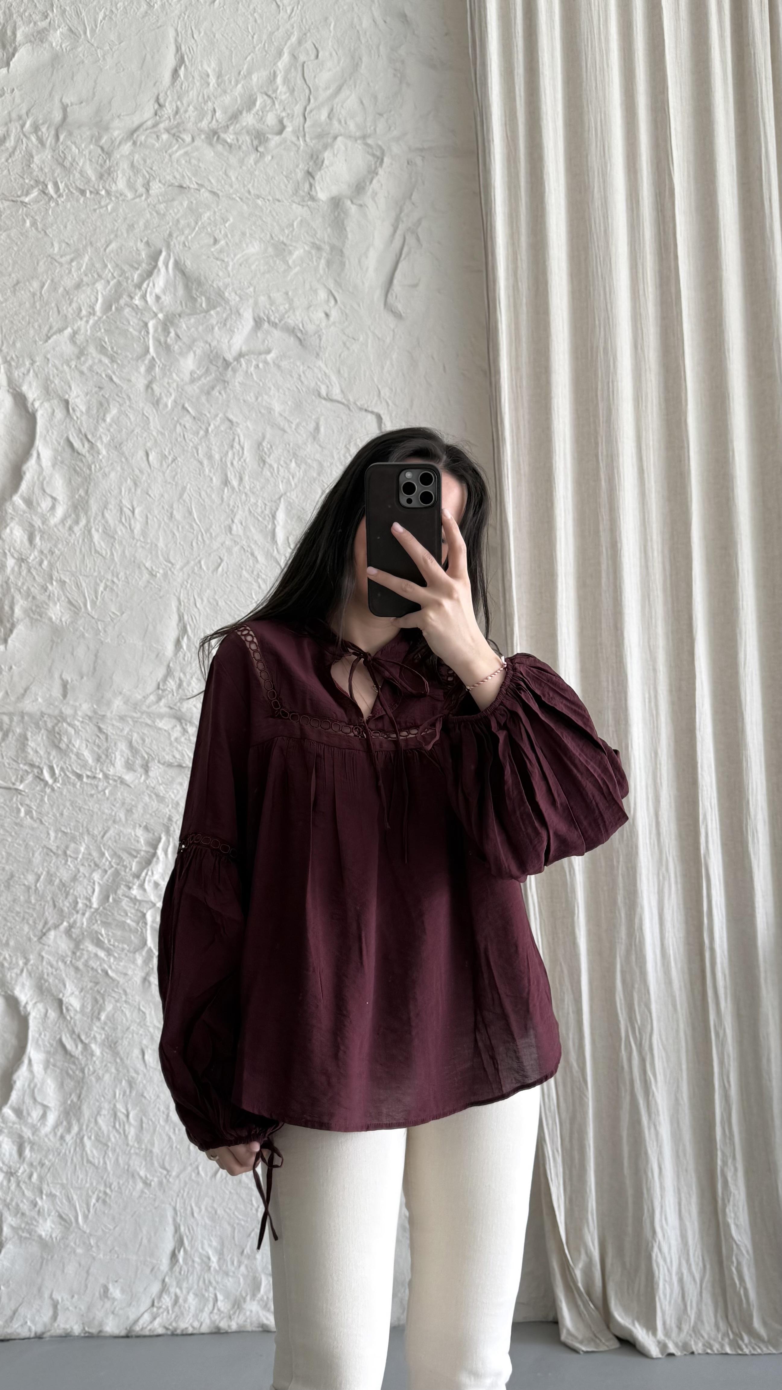 Bordo Nakışlı Bağcık Detaylı Gömlek