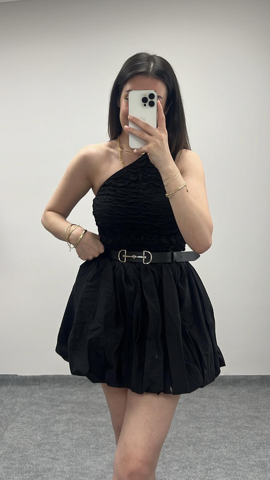 Cas Siyah Büzgülü Tek Omuz Bluz