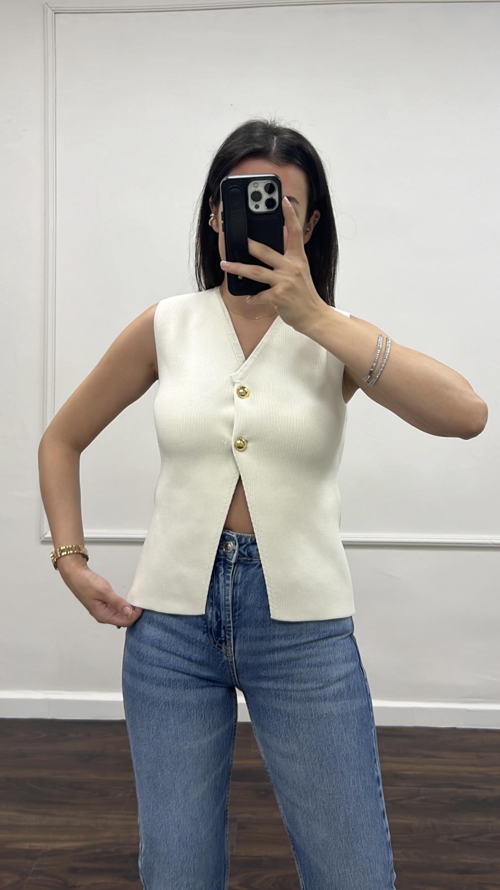 Dore Düğmeli Ekru Triko Yelek