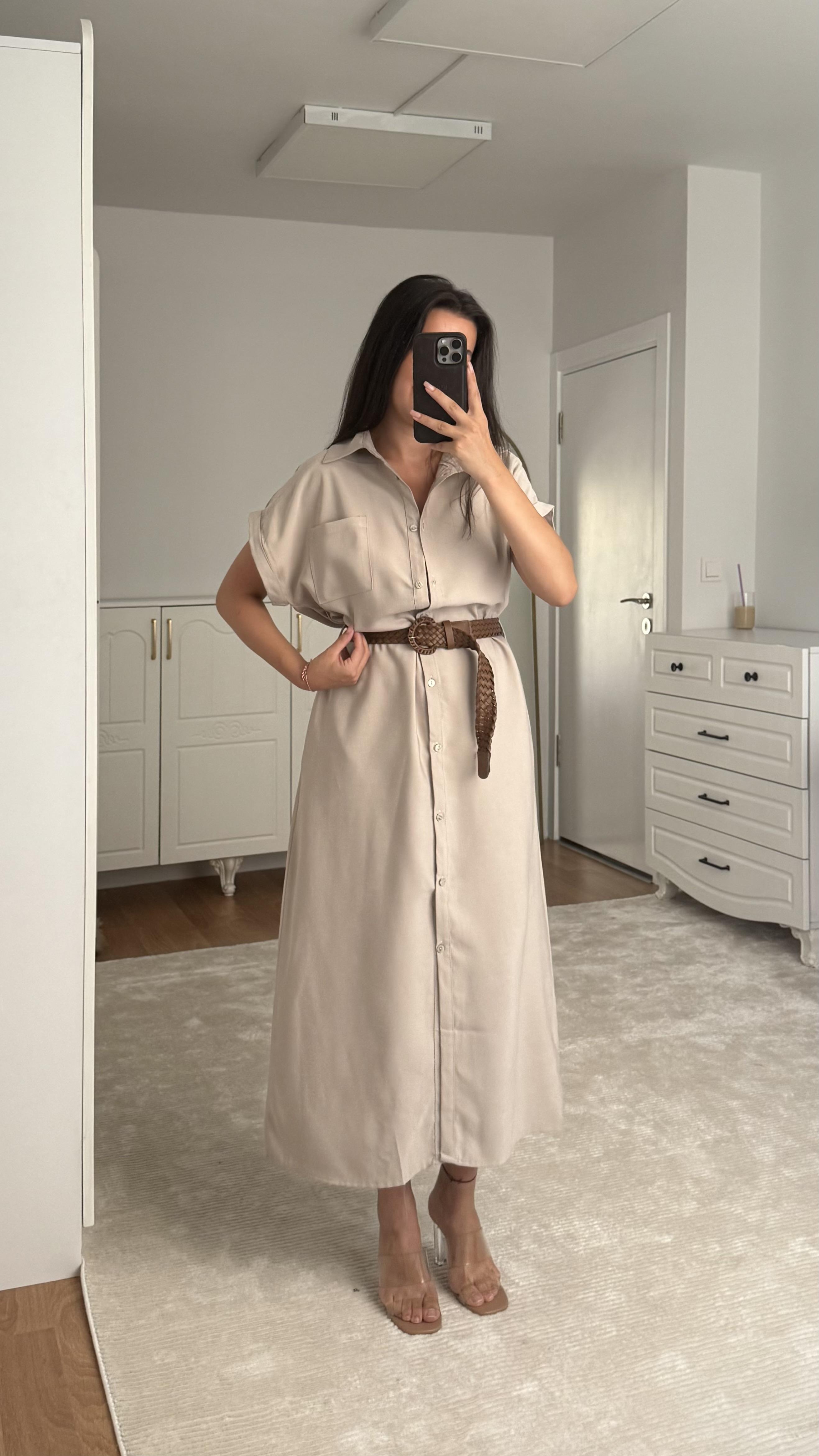 Düğmeli Gömlek Yaka Kemerli Bej Elbise