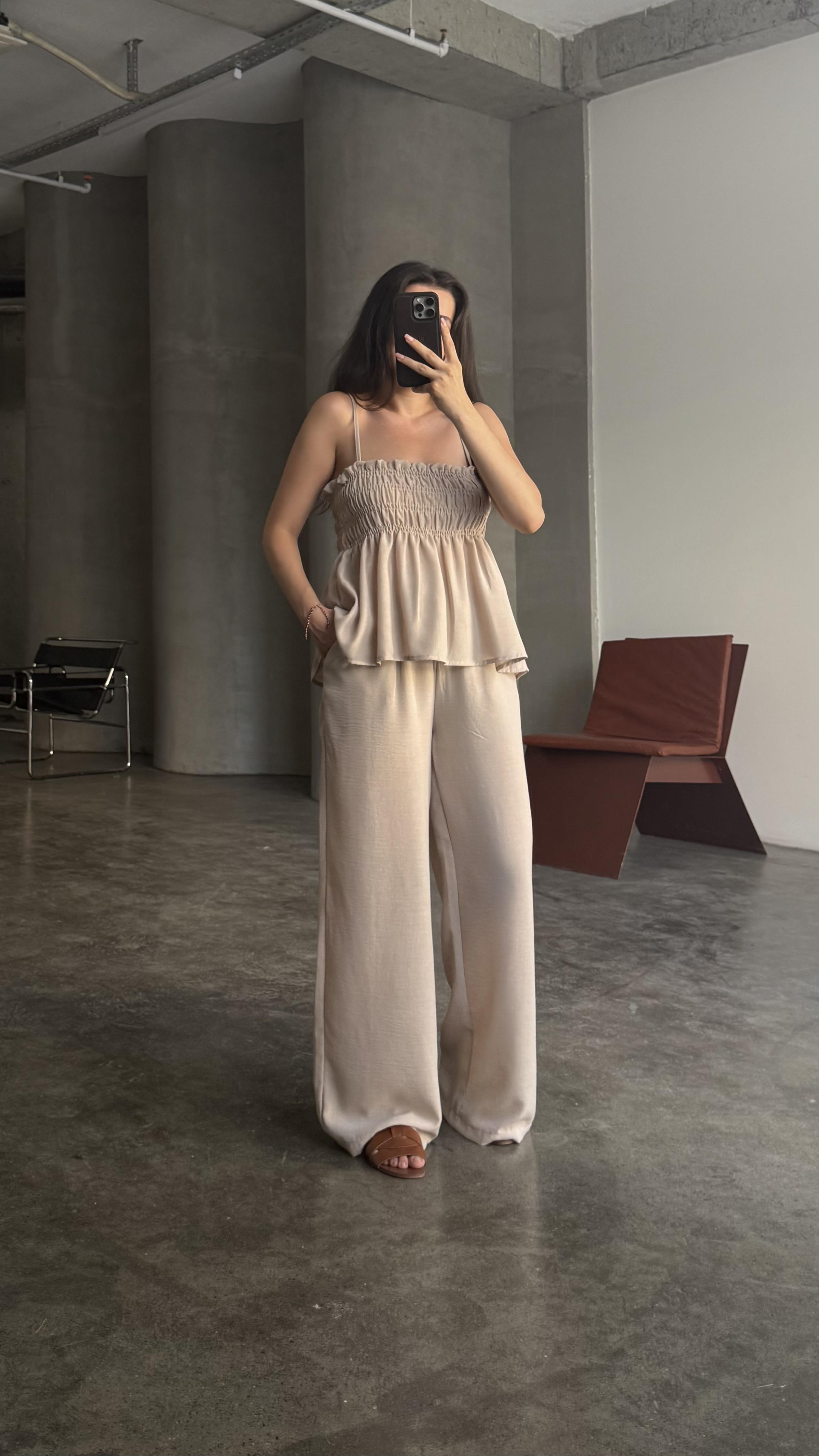 Ekru Gipeli Bluz Pantolon Takım