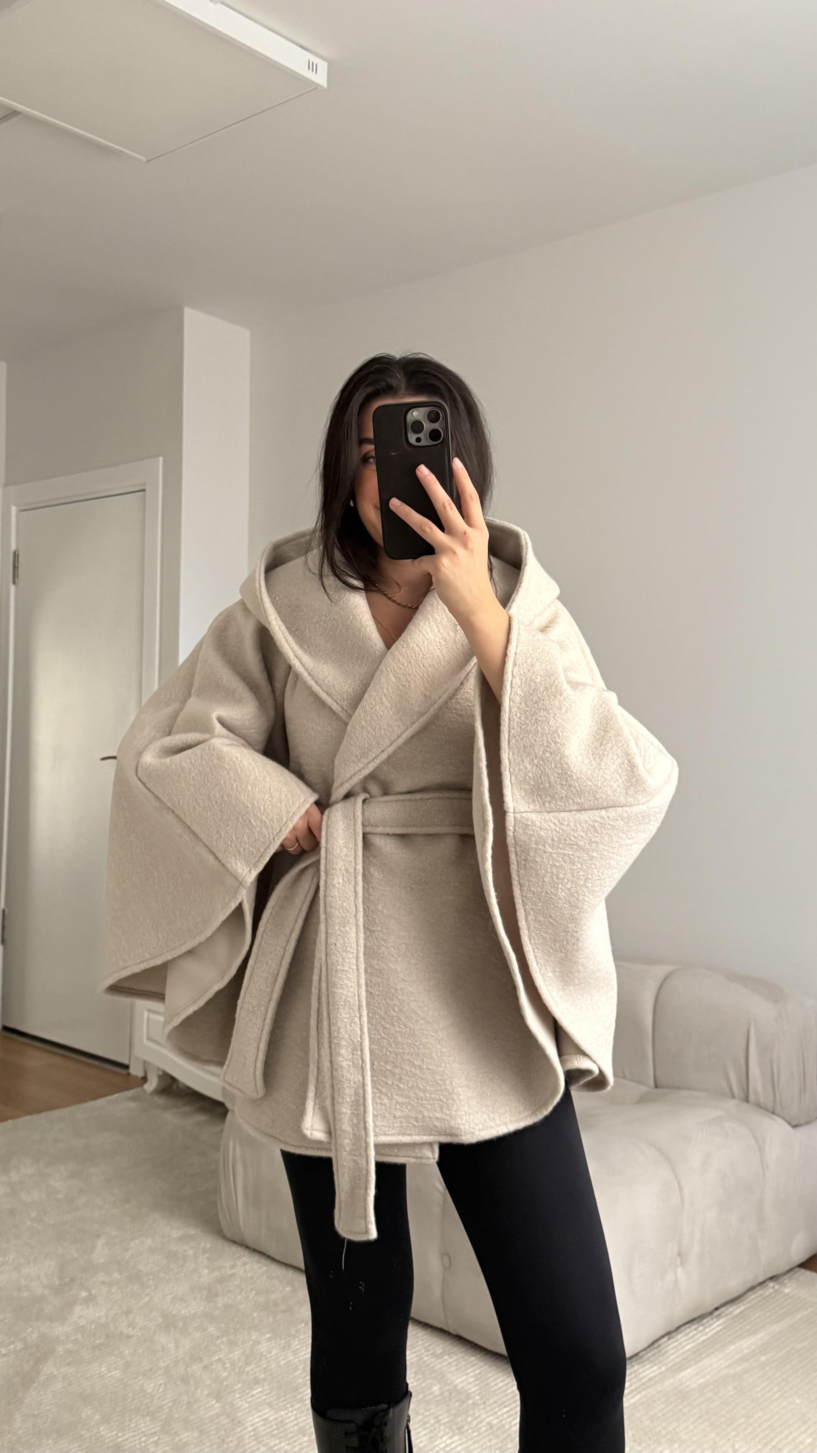 Ekru Kuşaklı Dokulu Premıum Panço