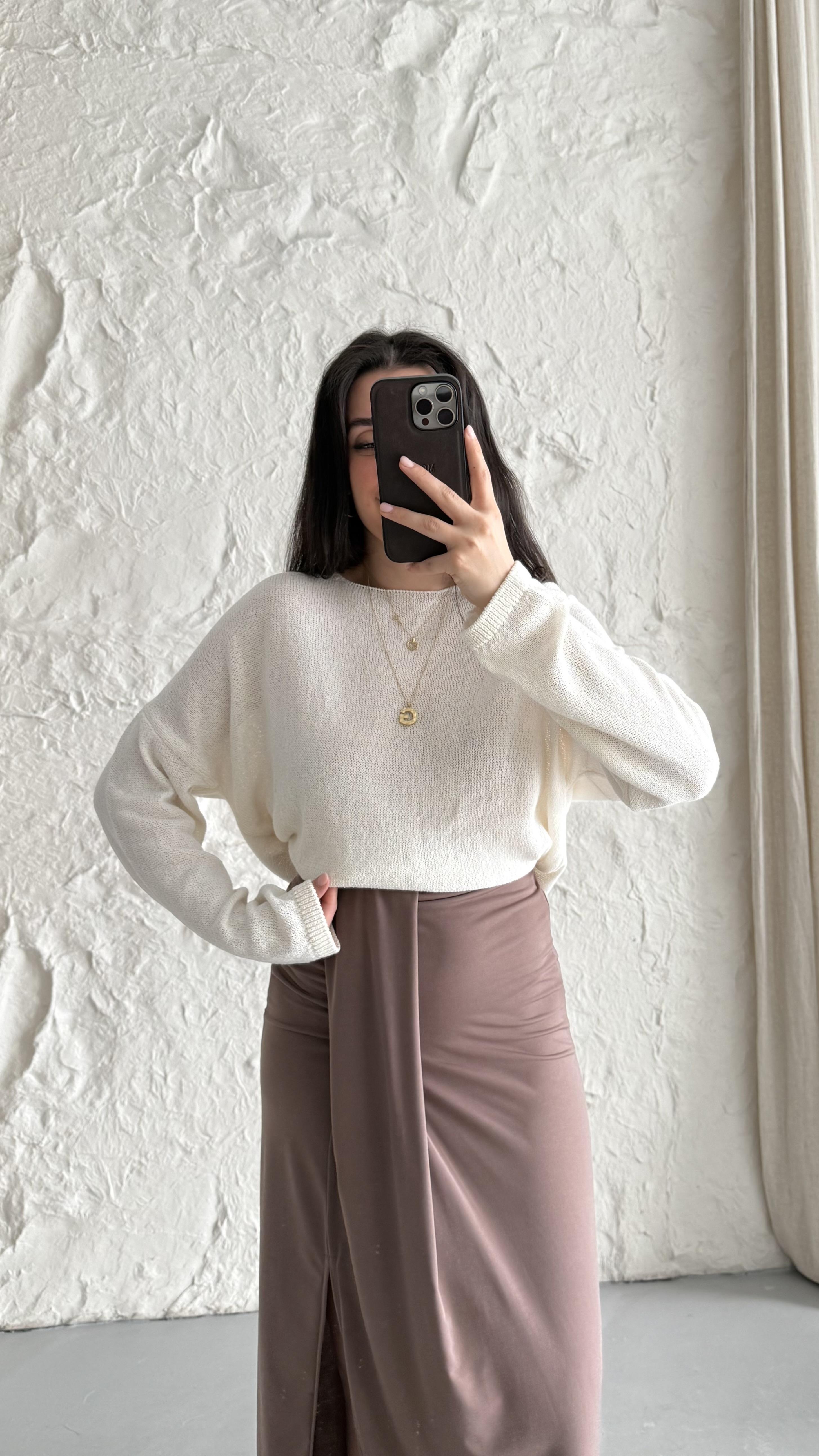 Ekru Mevsimlik Triko Bluz