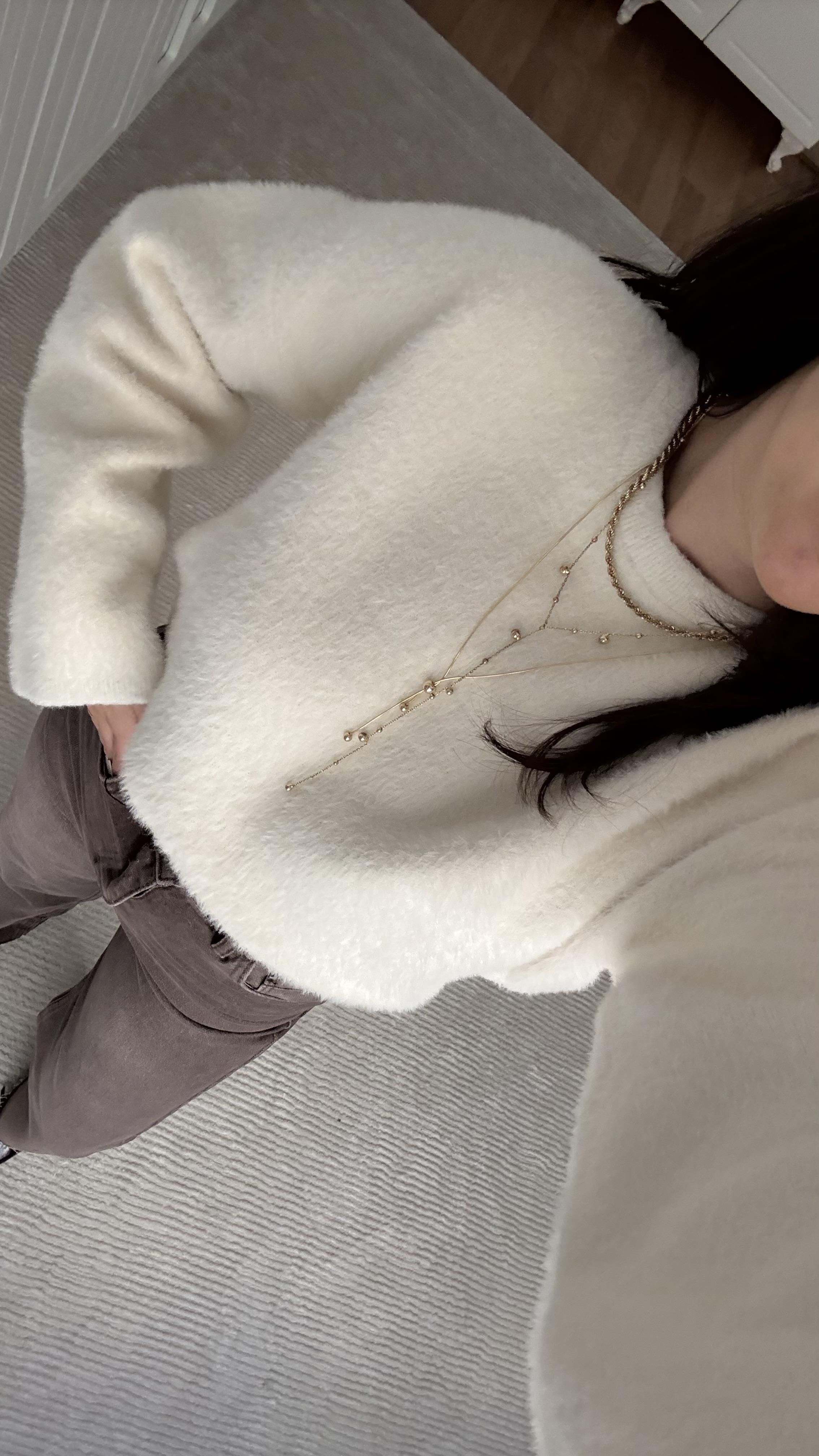 Ekru Sakallı Triko Kazak