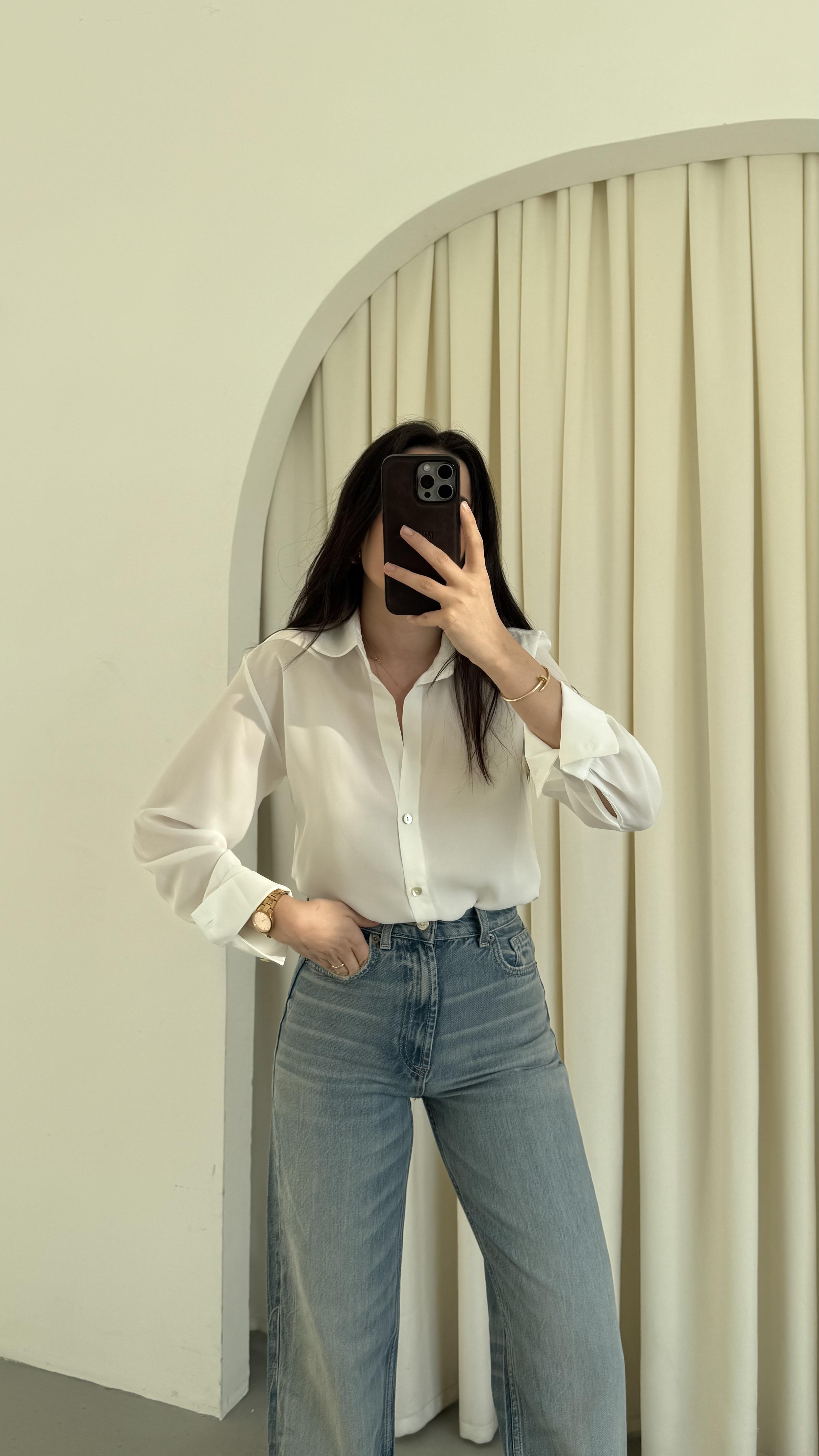 Go Beyaz Şifon Gömlek