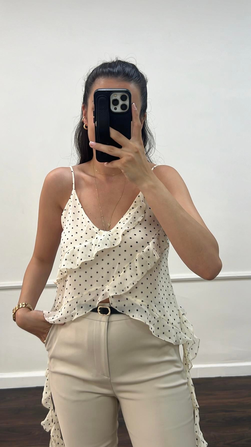 Go Puantiyeli Şifon Askılı Bluz