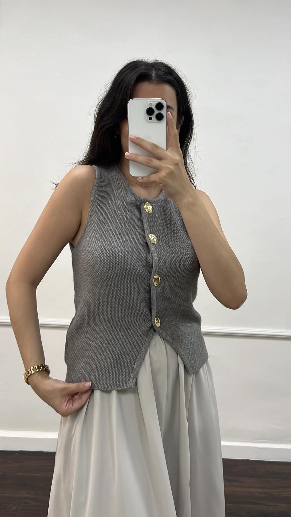 Gri Düz Renk Triko Yelek