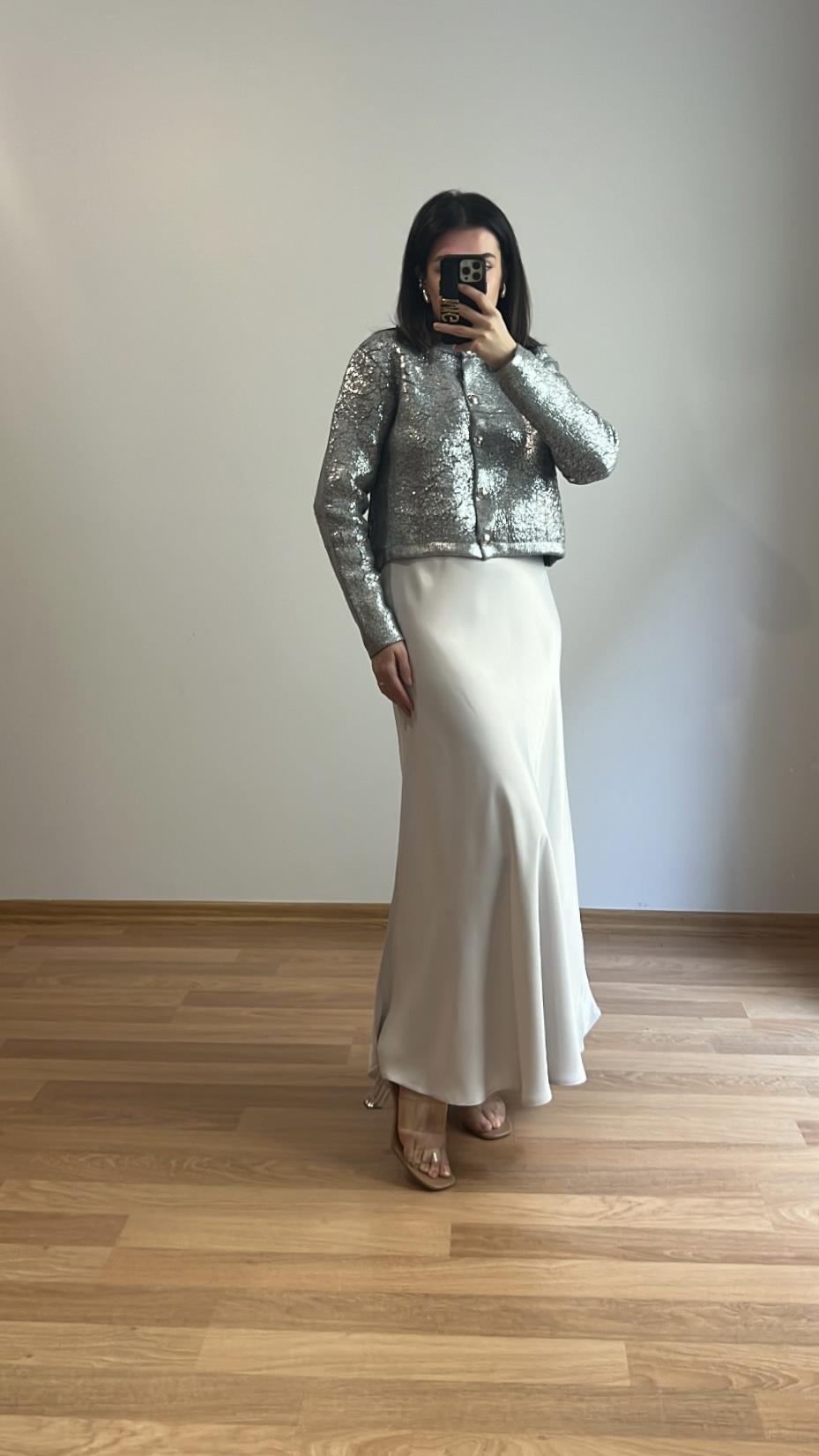 GRİ UZUN İPEK/SATEN ETEK 