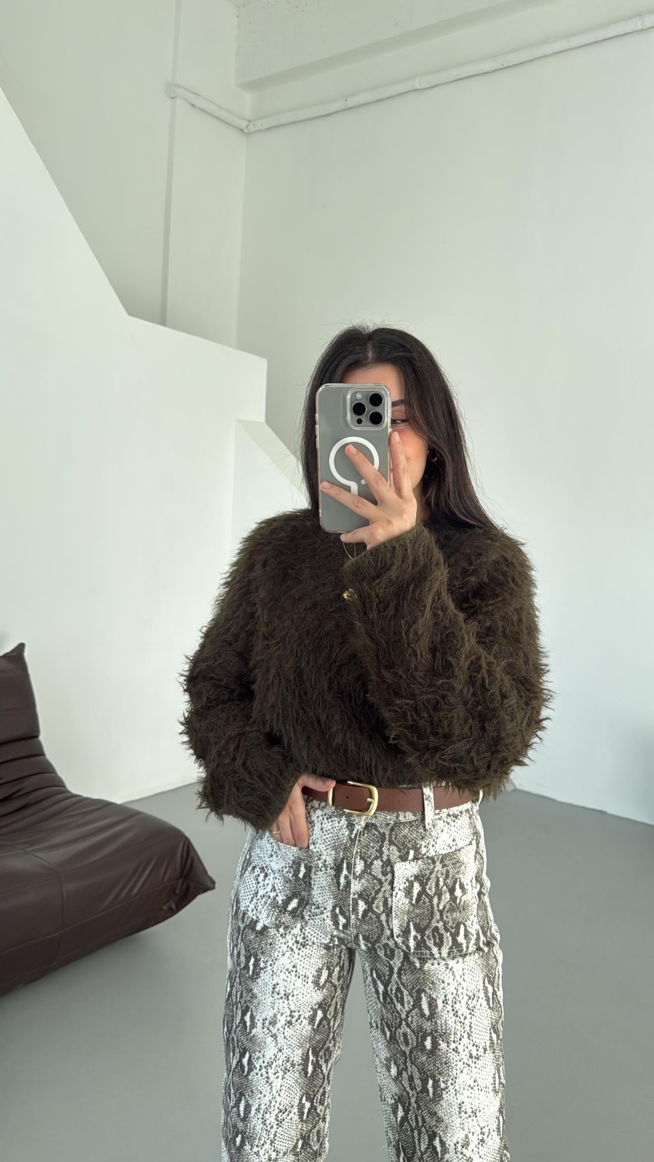 Haki Tiftik Karışımlı Crop Kazak