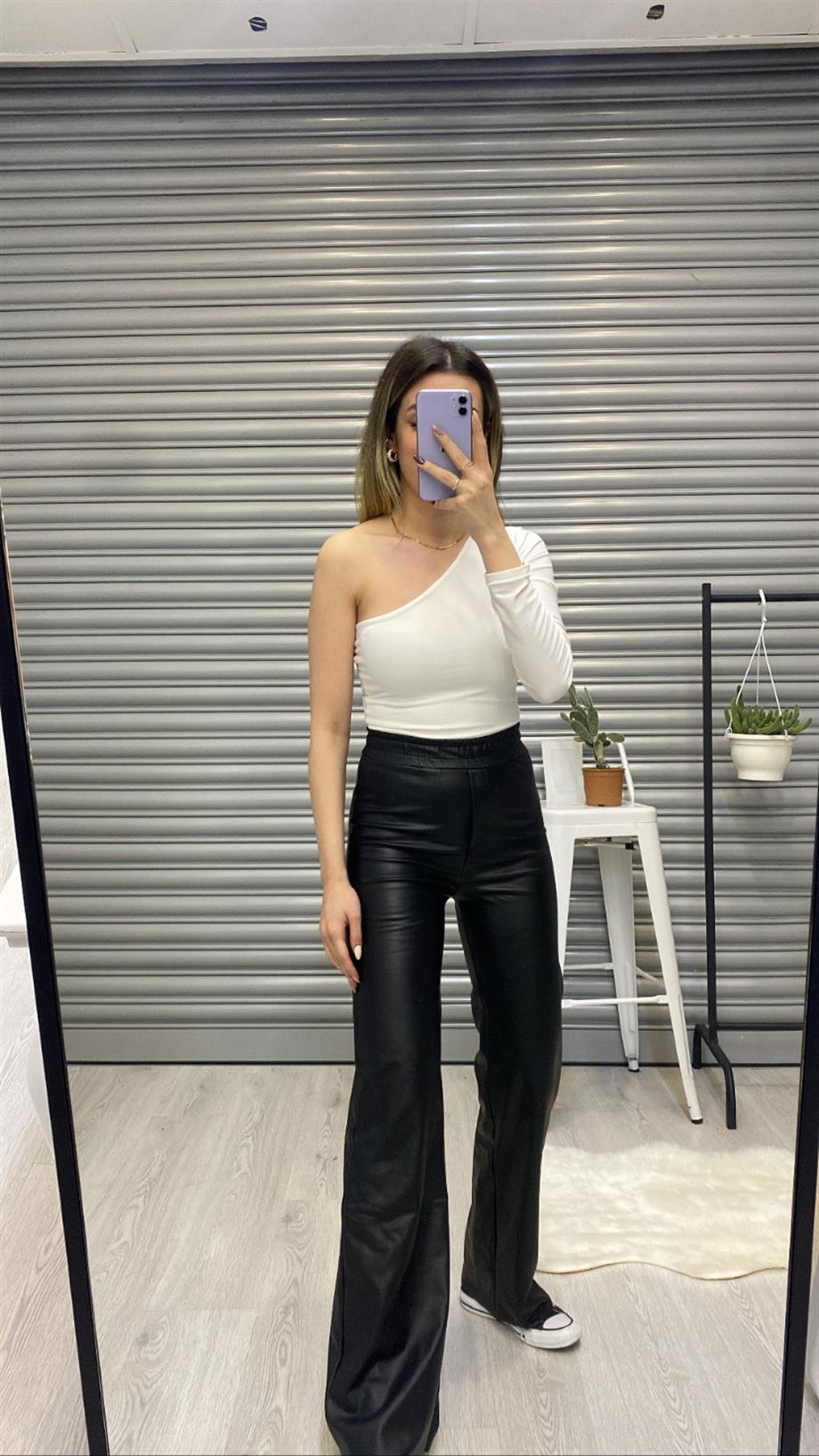 İÇİ KADİFE SALAŞ DERİ PANTOLON