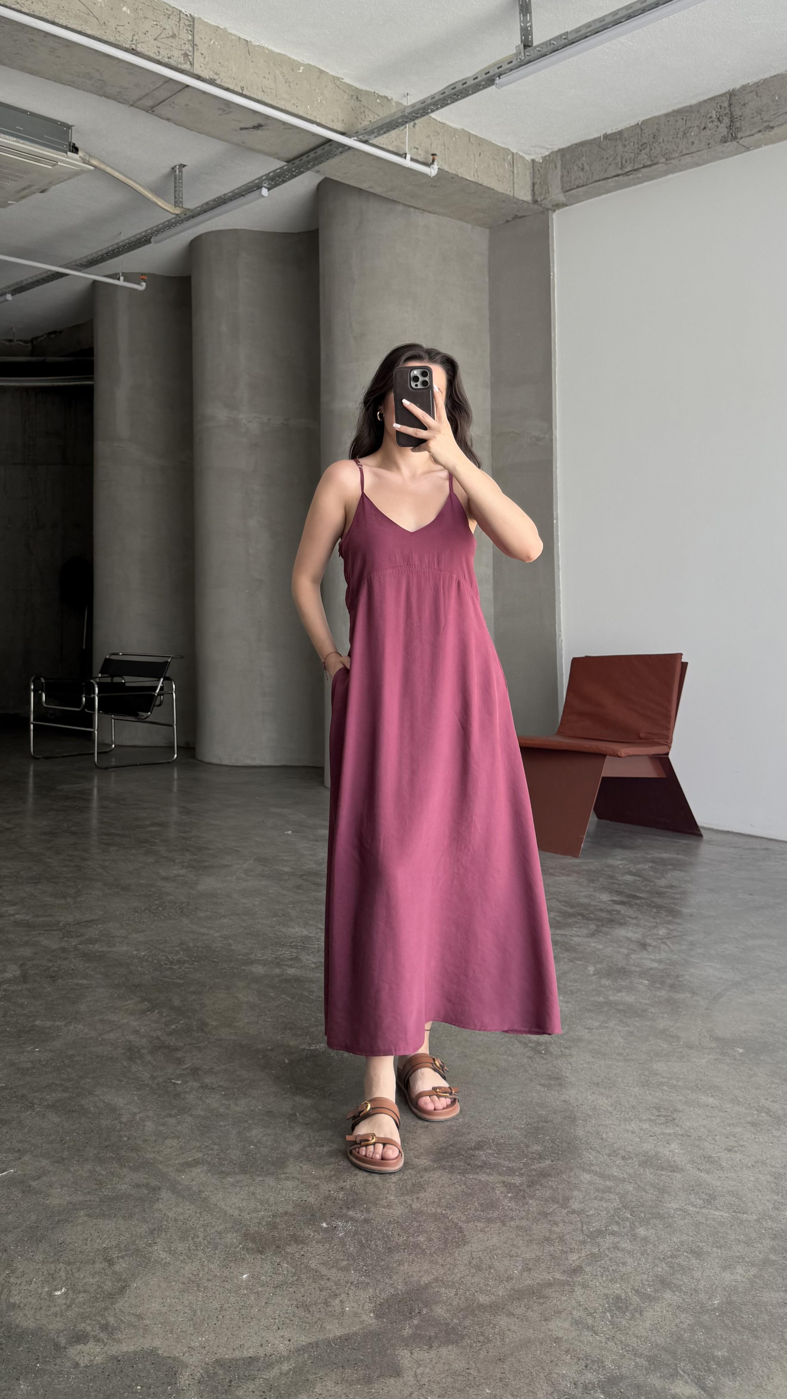 İp Askılı Astarlı Mürdüm Tensel Elbise