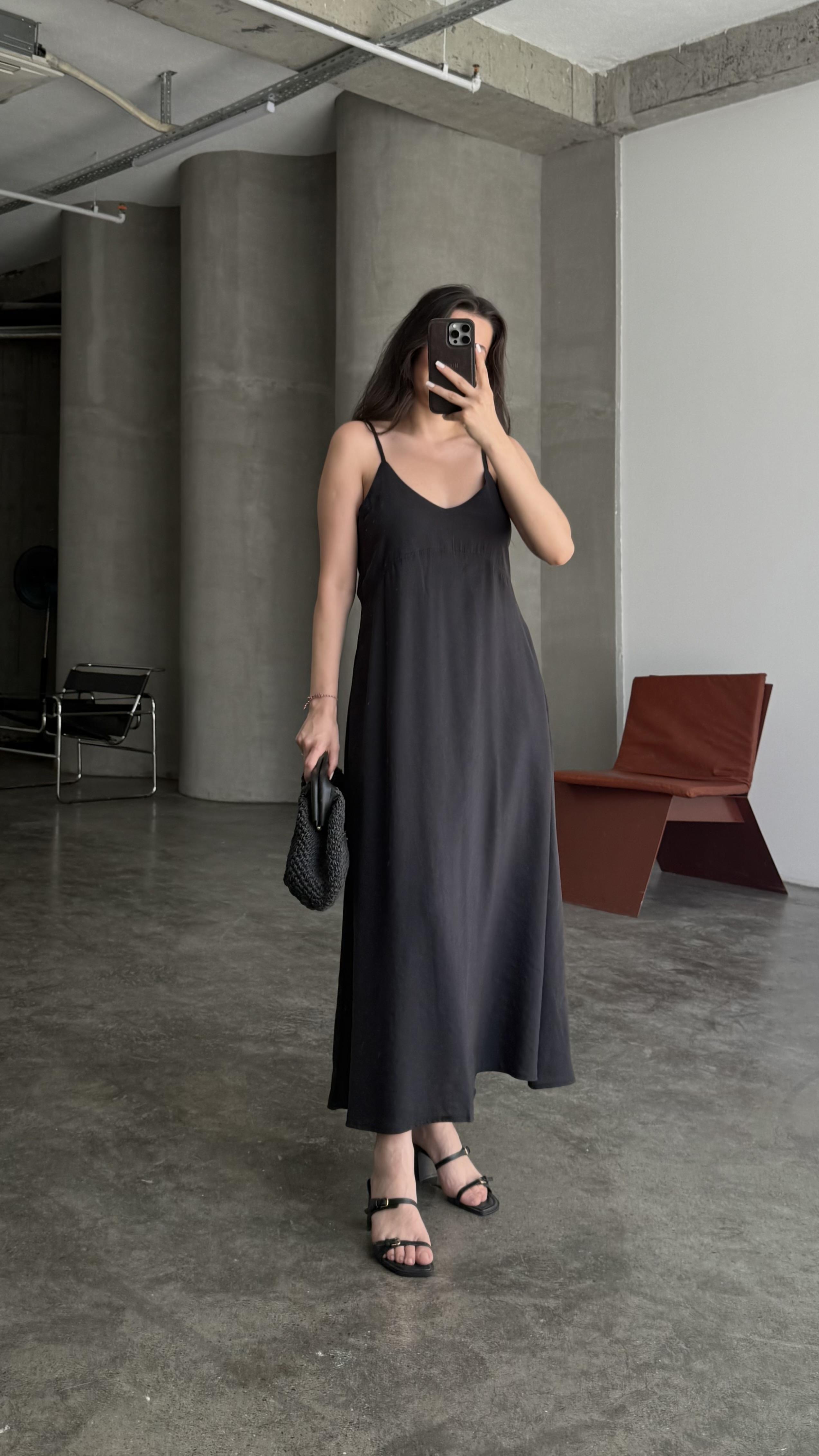 İp Askılı Astarlı Siyah Tensel Elbise