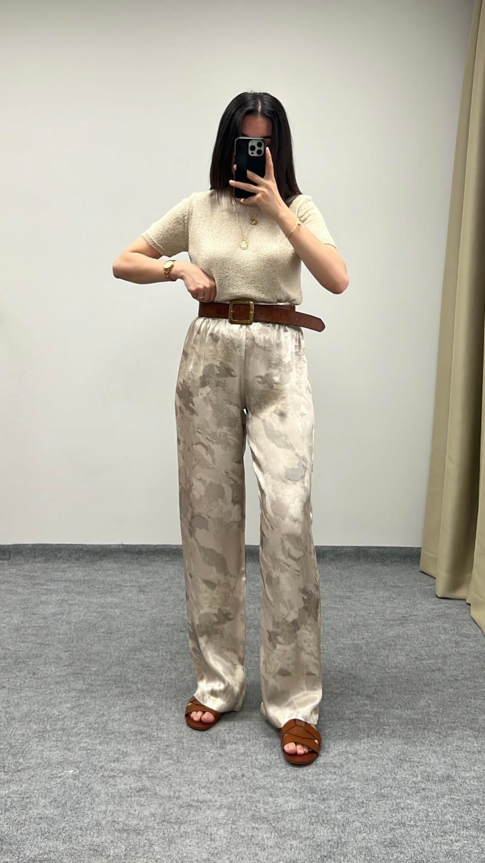 İpyol Desenli Saten Pantolon 