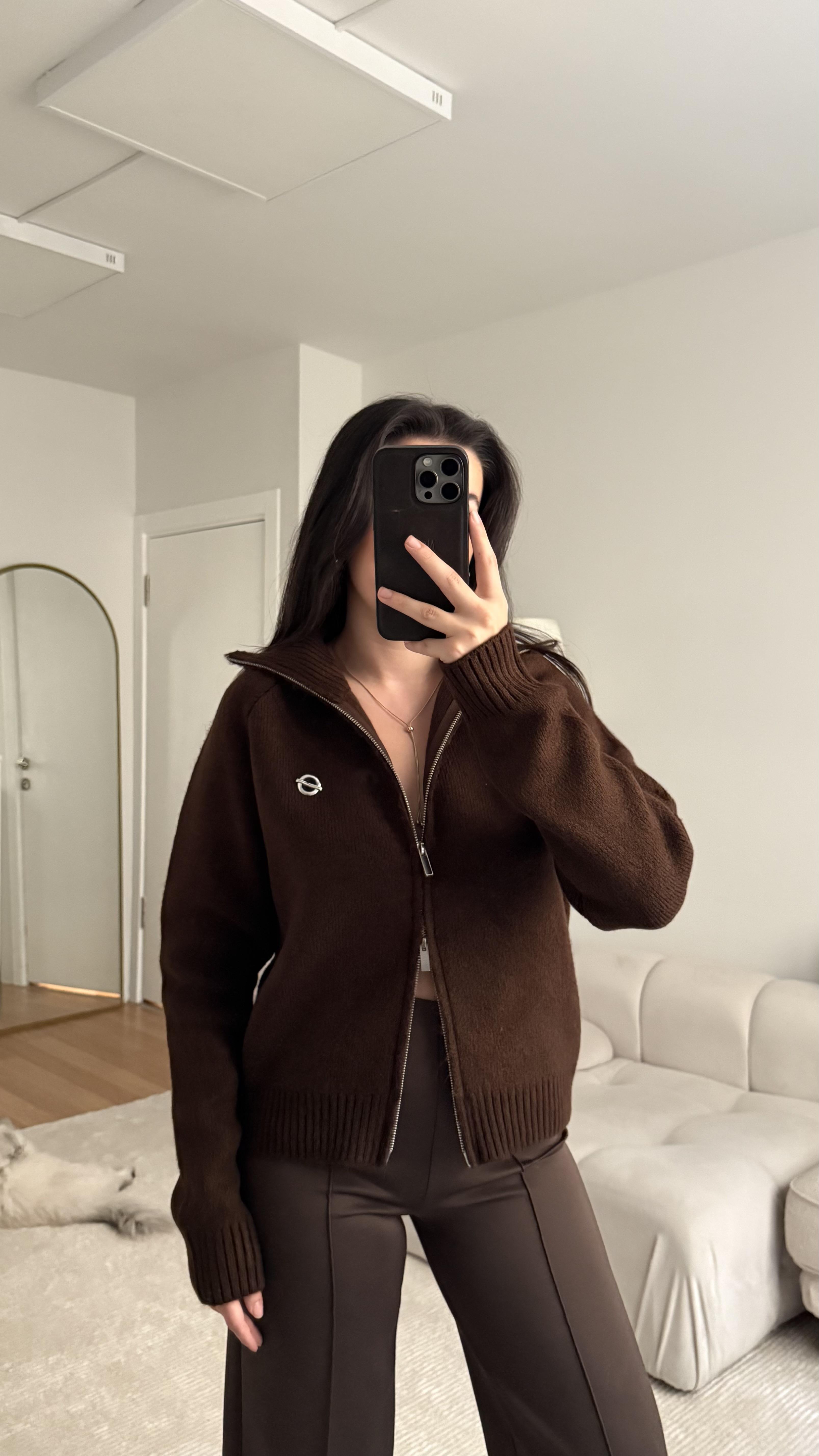 Kahve Dik Yaka Çift Fermuarlı Hırka