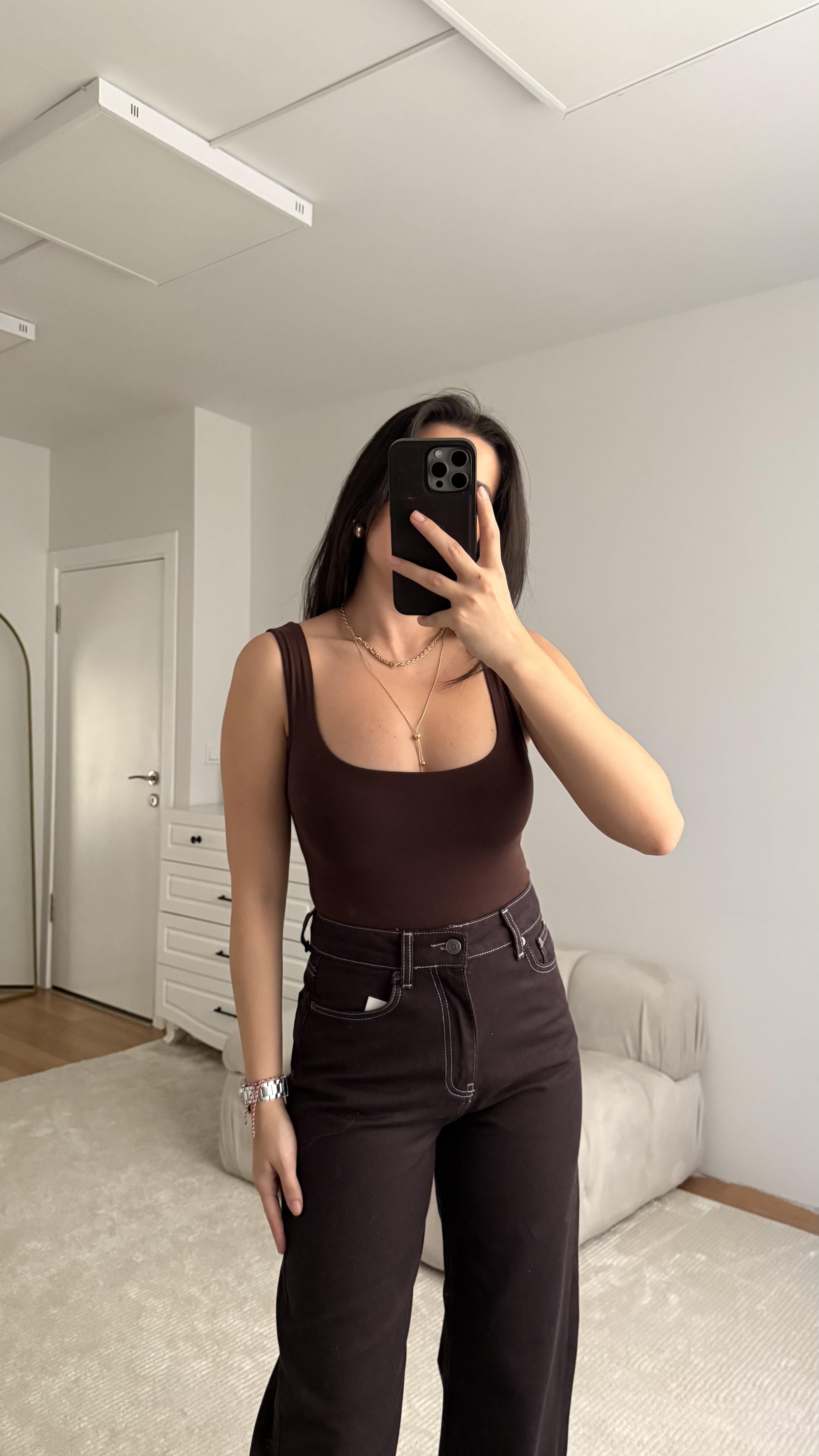 Kare Yaka Acı Kahve BodySuit