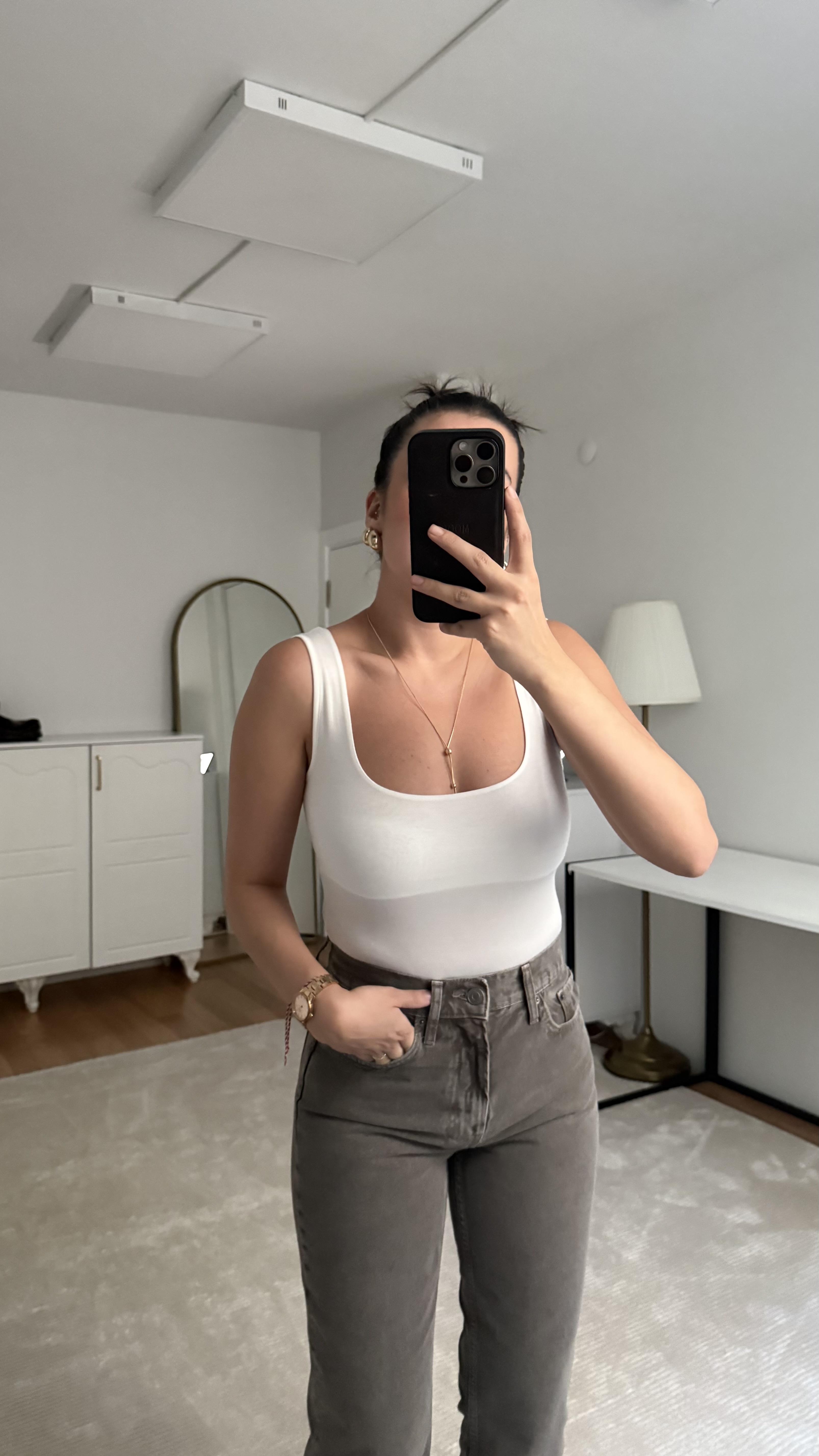 Kare Yaka Beyaz BodySuit