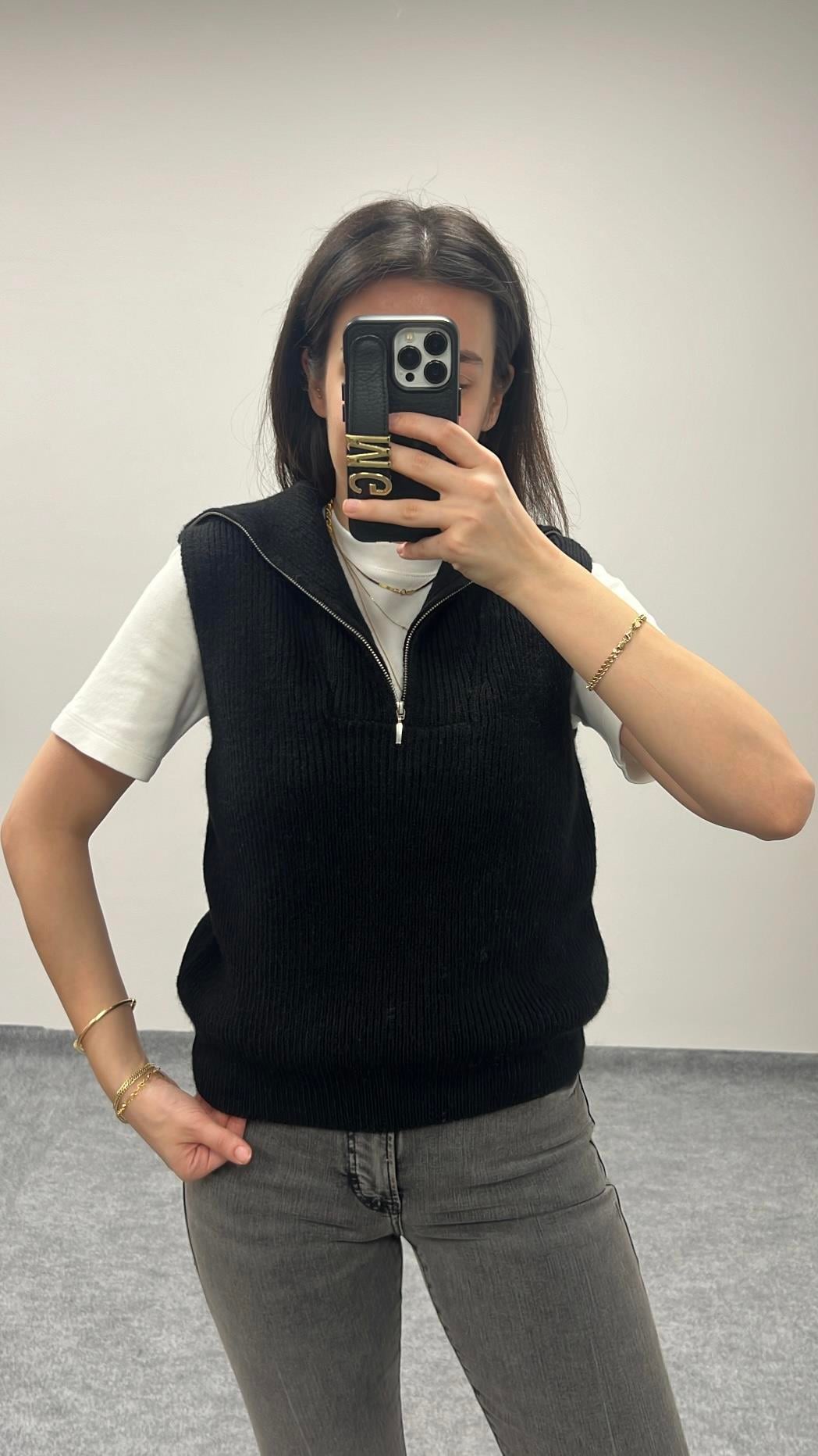 KONVEYÖR YAKA ÖRME TRİKO YELEK