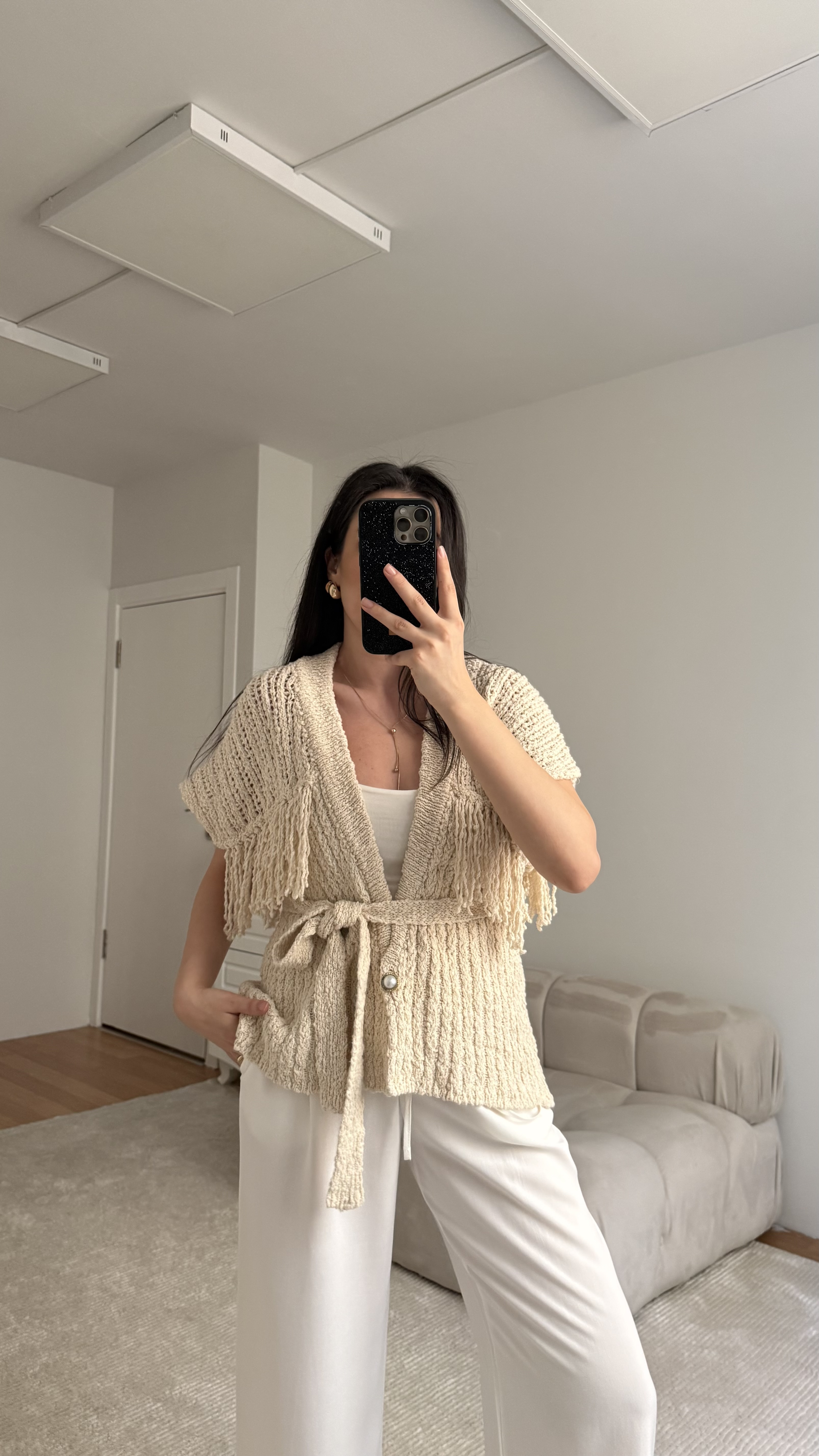 Krem Kemerli Triko Hırka