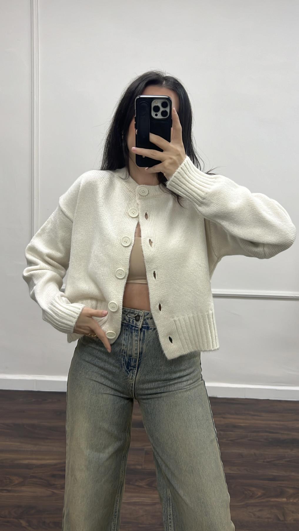 Krem Yumuşak Triko Hırka 