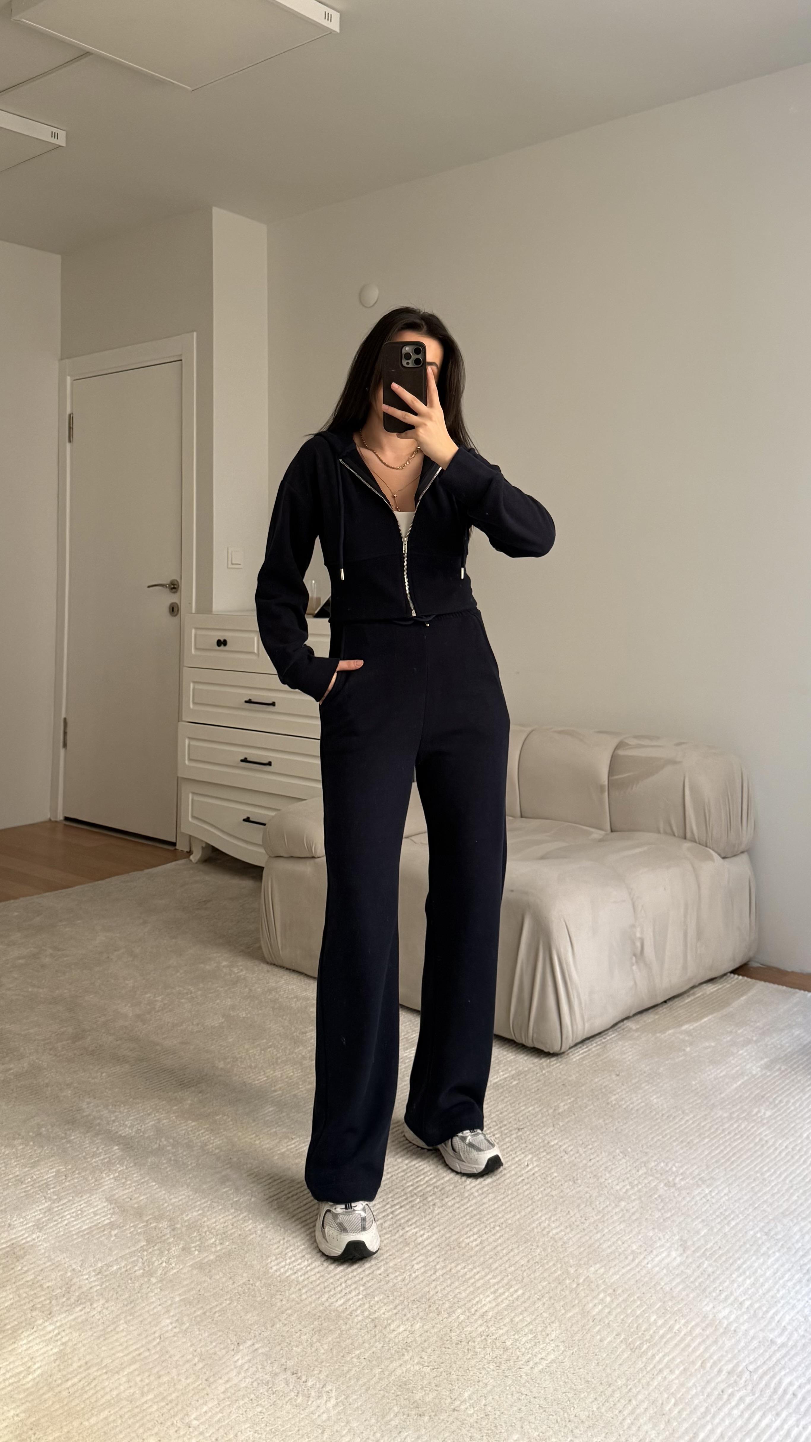 Laci Kadife Fermuarlı Takım