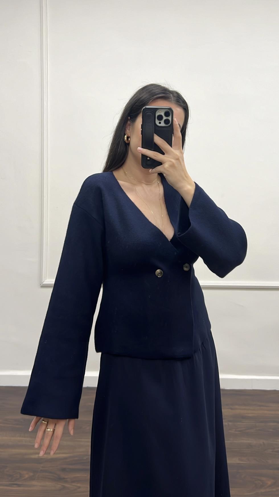 Laci V Yaka Viskon Triko Örme Ceket Hırka