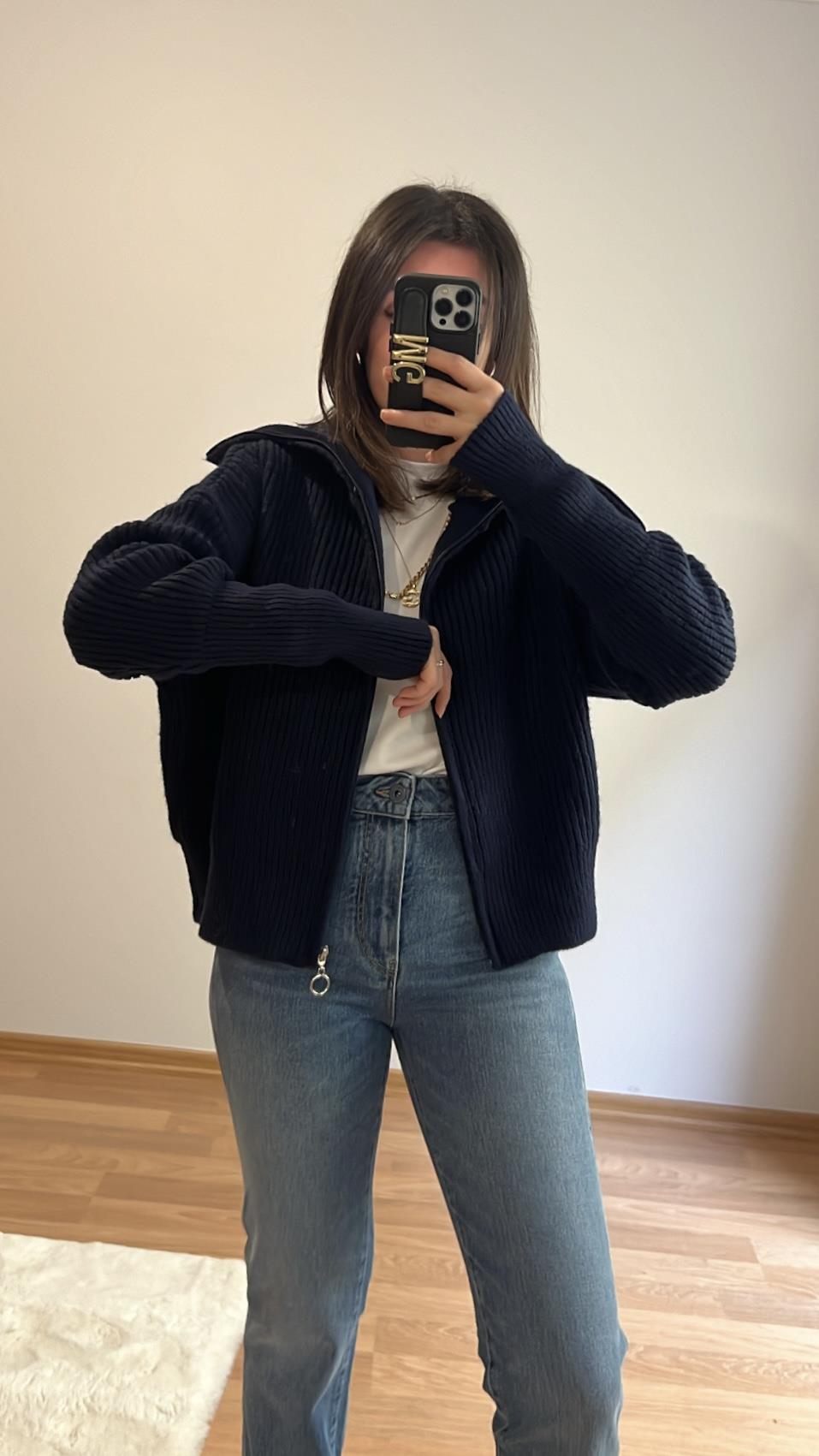 LACİ YAKA DETAY HIRKA