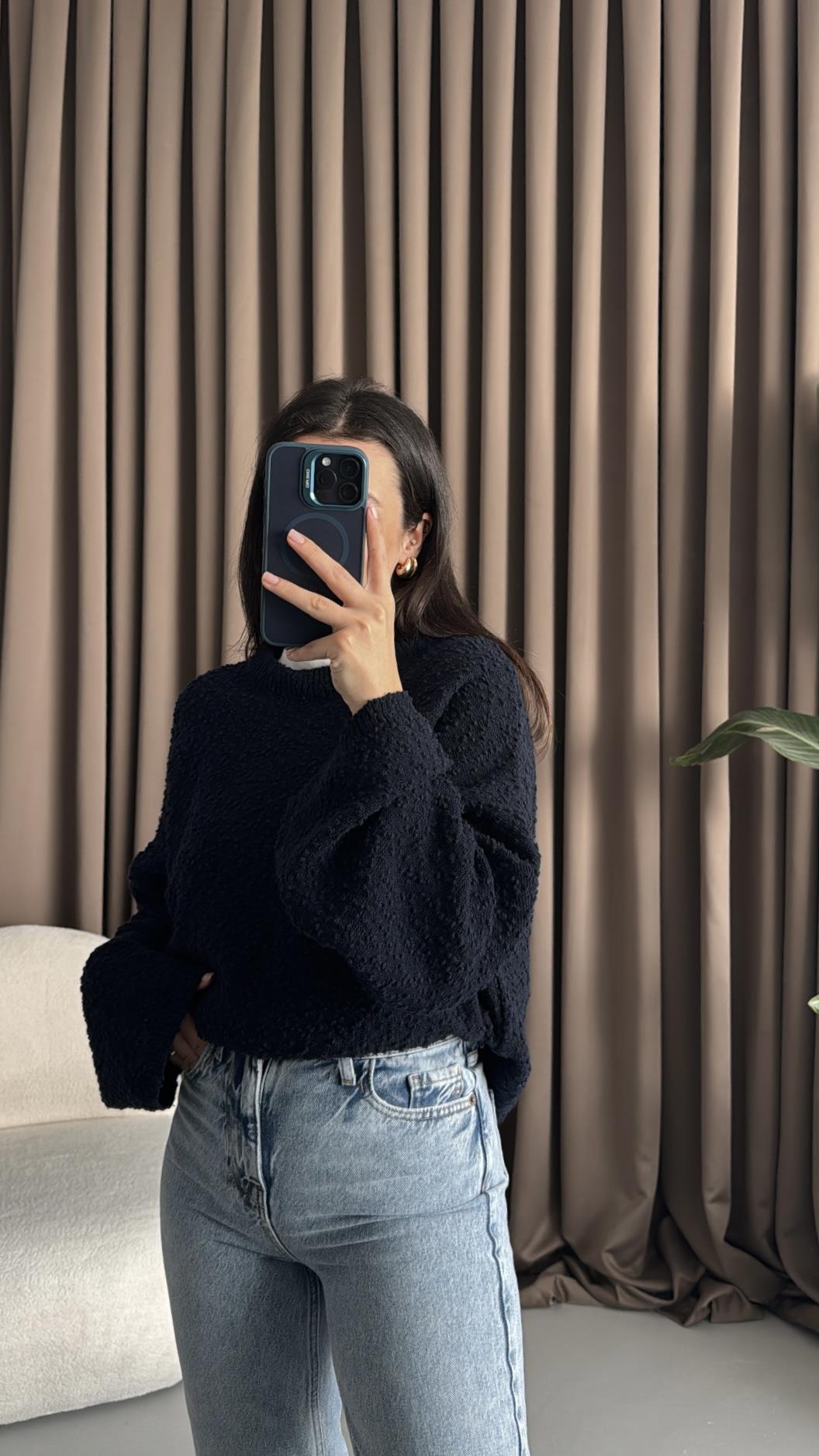 Lacivert Dokulu Oversize Triko Kazak