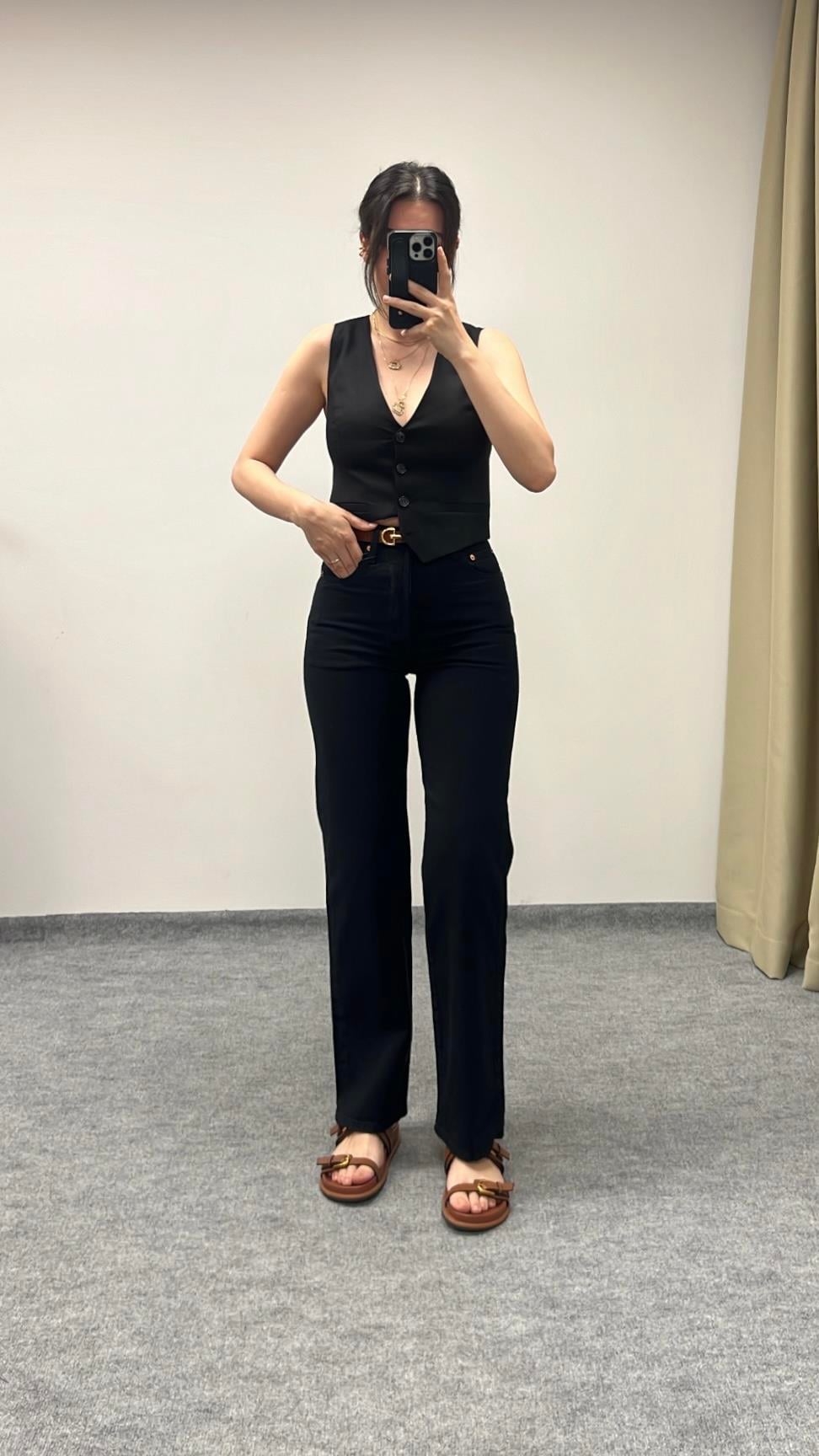 Lavli Siyah Denim Straight Fit Jean