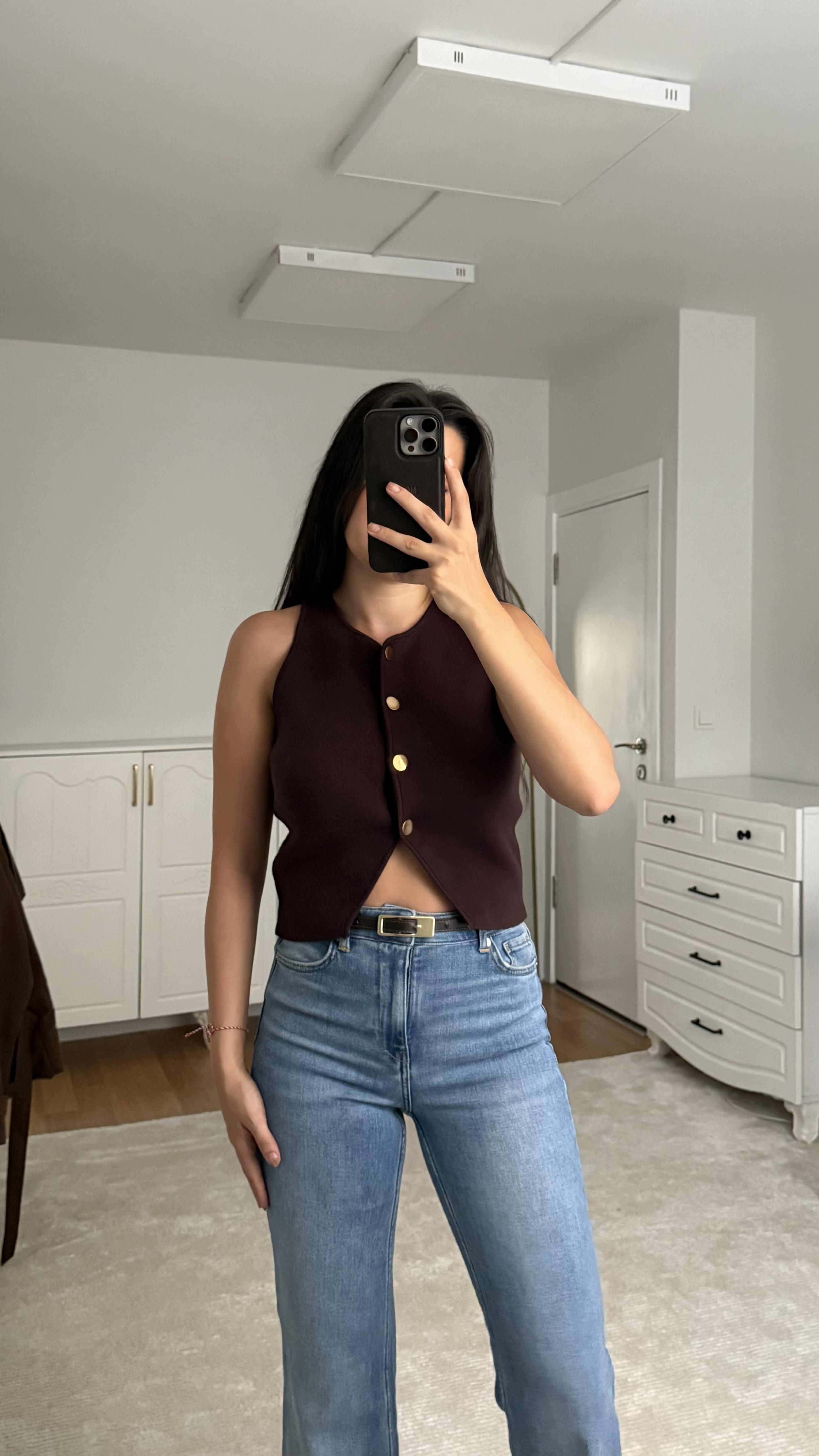 Mad Acı Kahve Sıfır Kol Triko Yelek