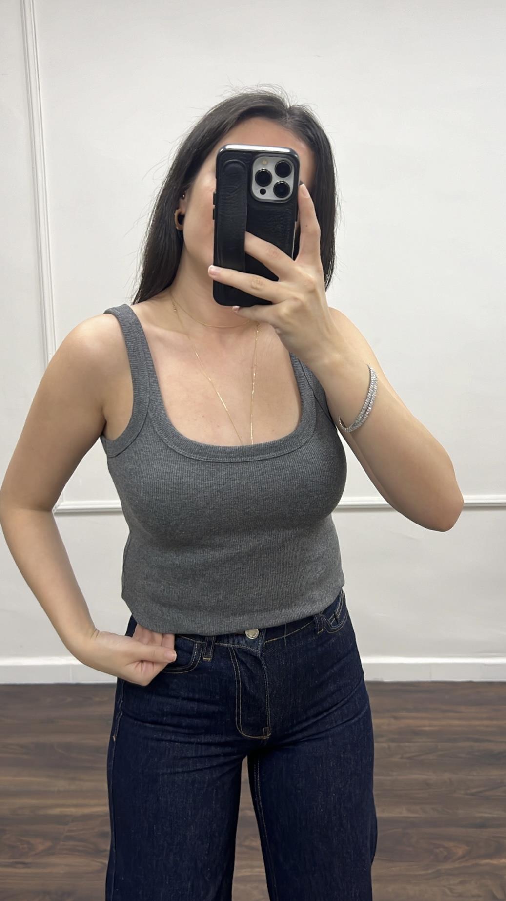 Mad Antrasit U Yaka Atlet