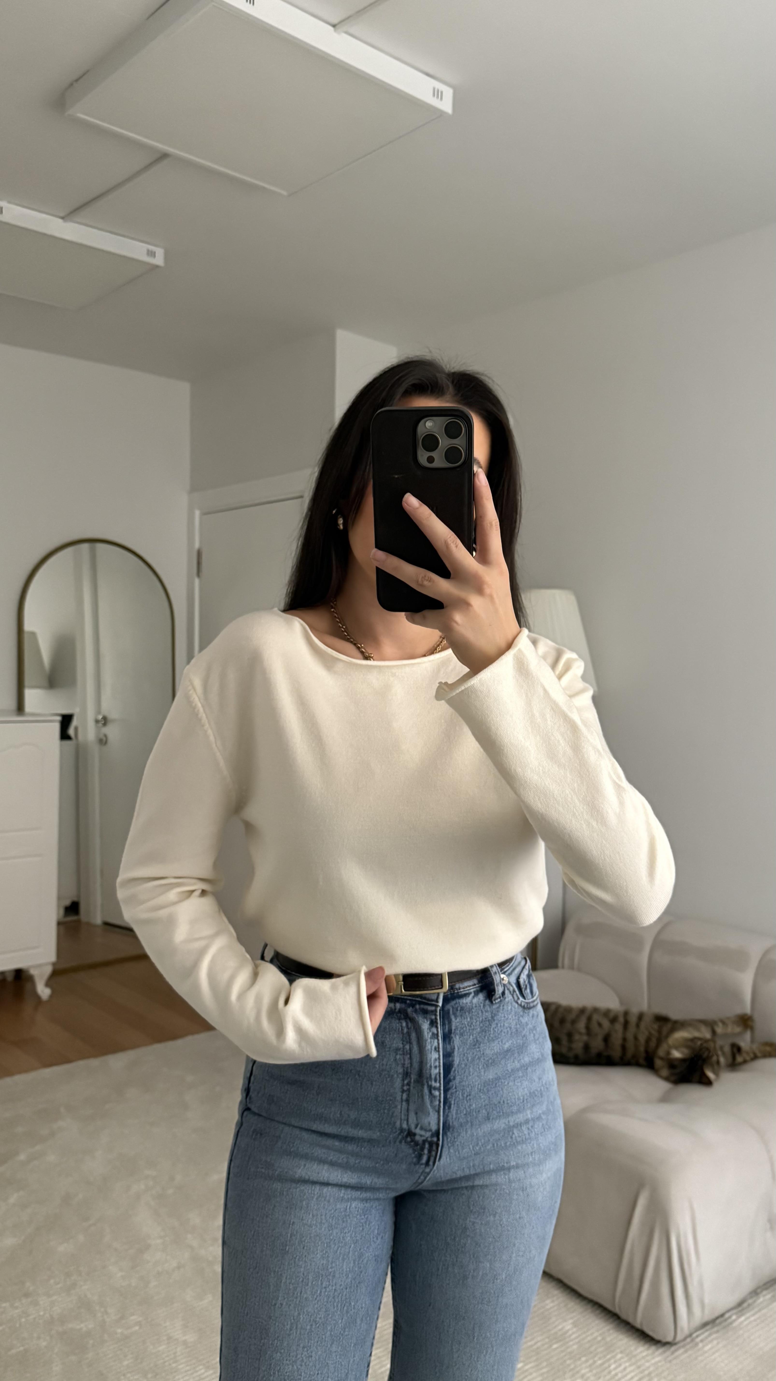 Mad Ekru Kayık Yaka Kazak