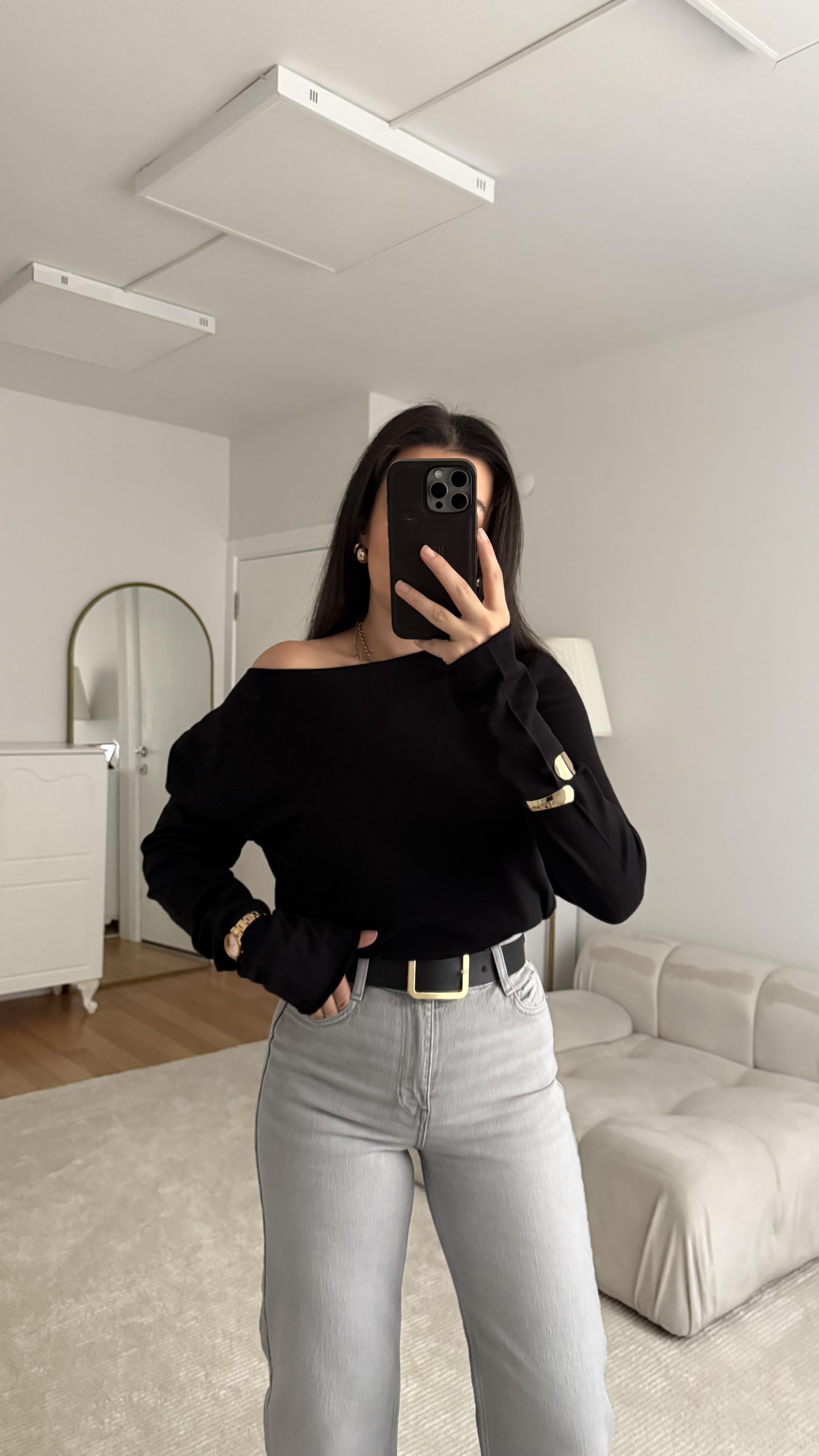 Mad Siyah Kayık Yaka Kazak