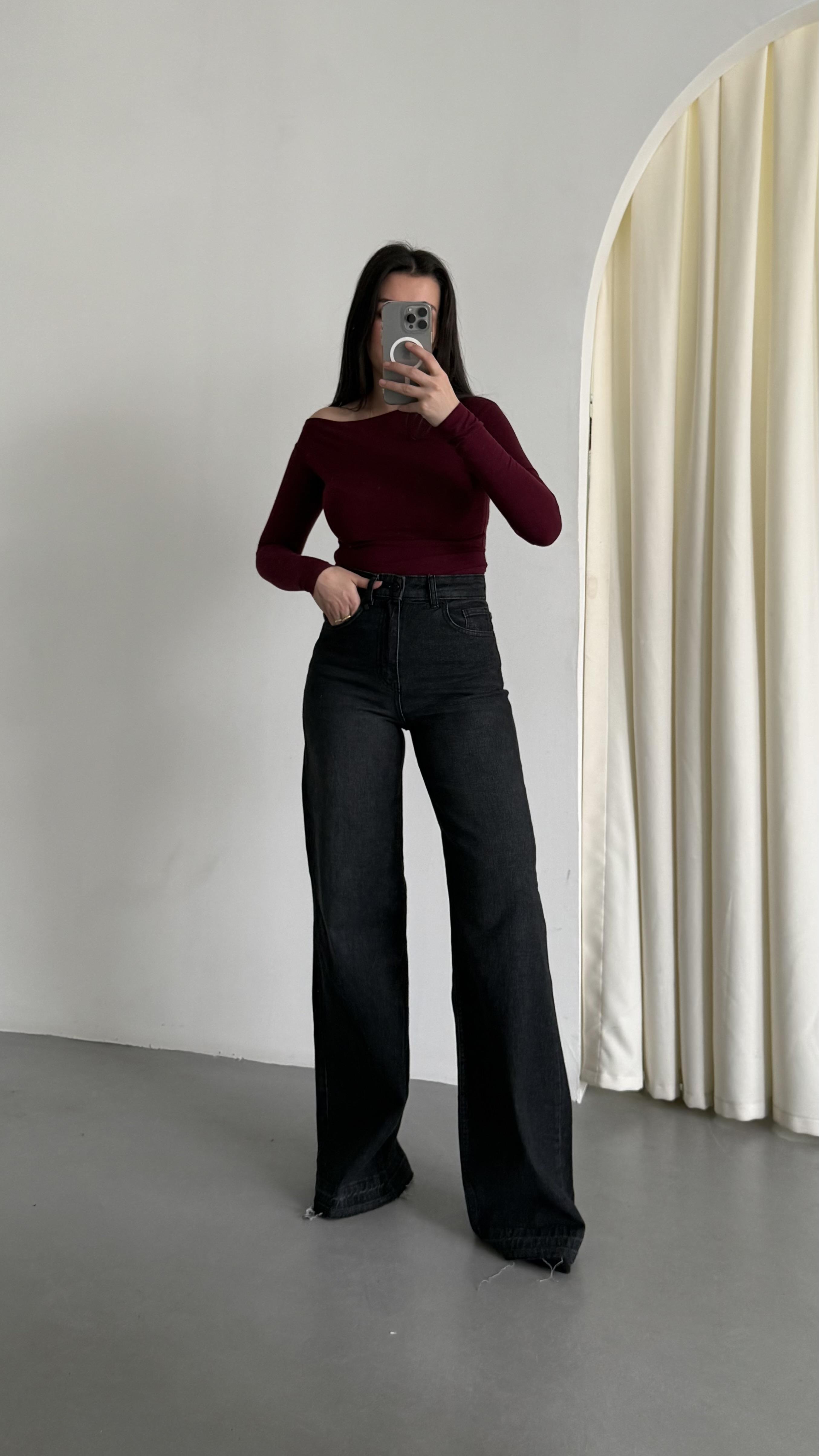 Mad Siyah Paça Detaylı Wide Leg Jean