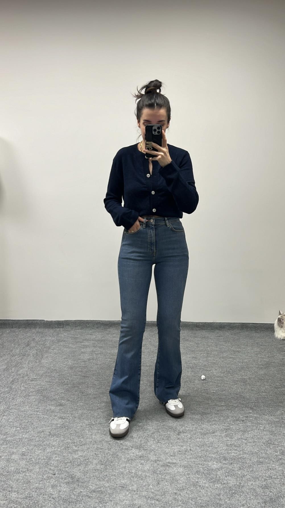 MAD YÜKSEK BEL LAZER KESİM FLARE JEAN