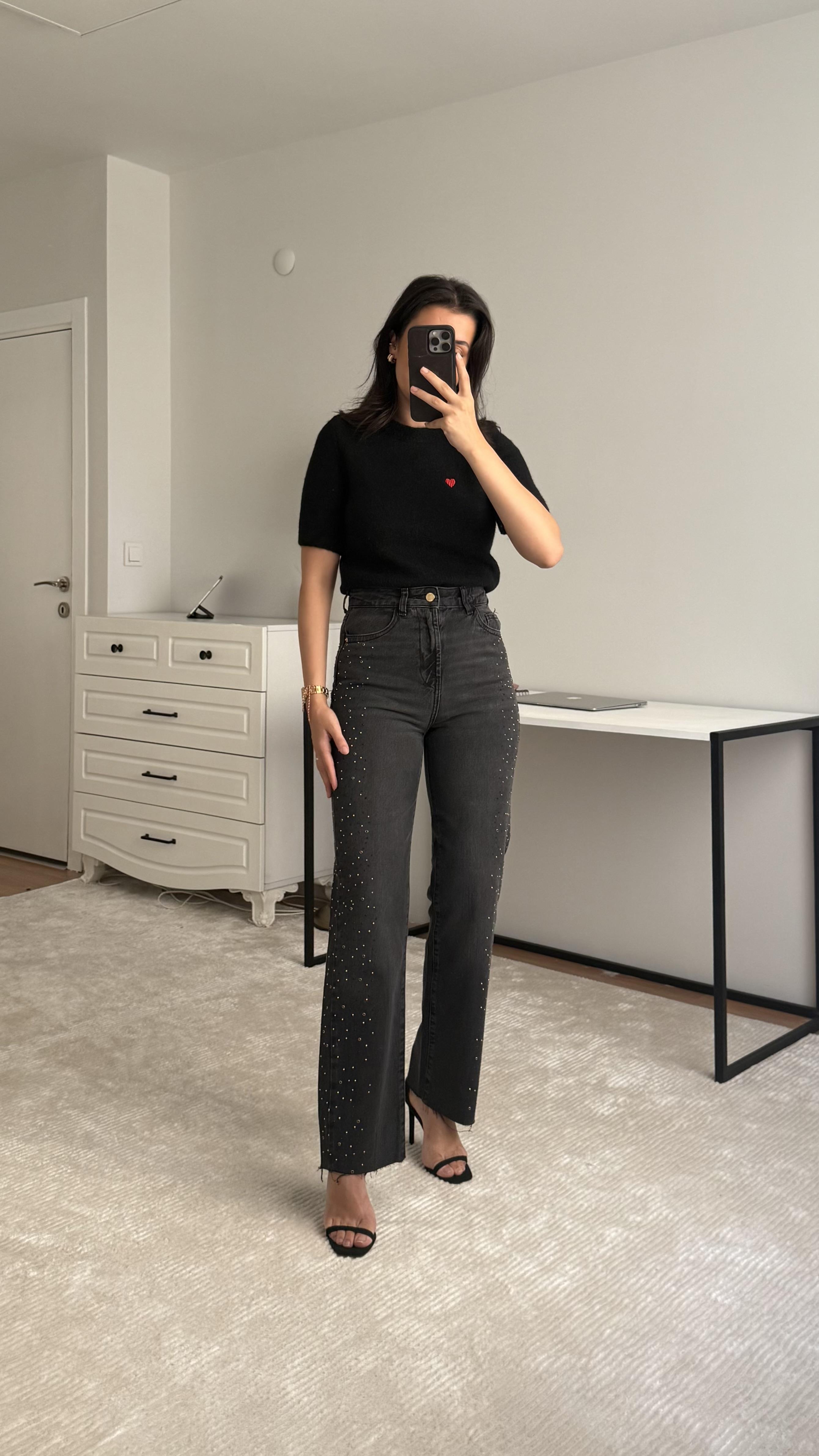 Marka Antrasit Taşlı Straight Jean