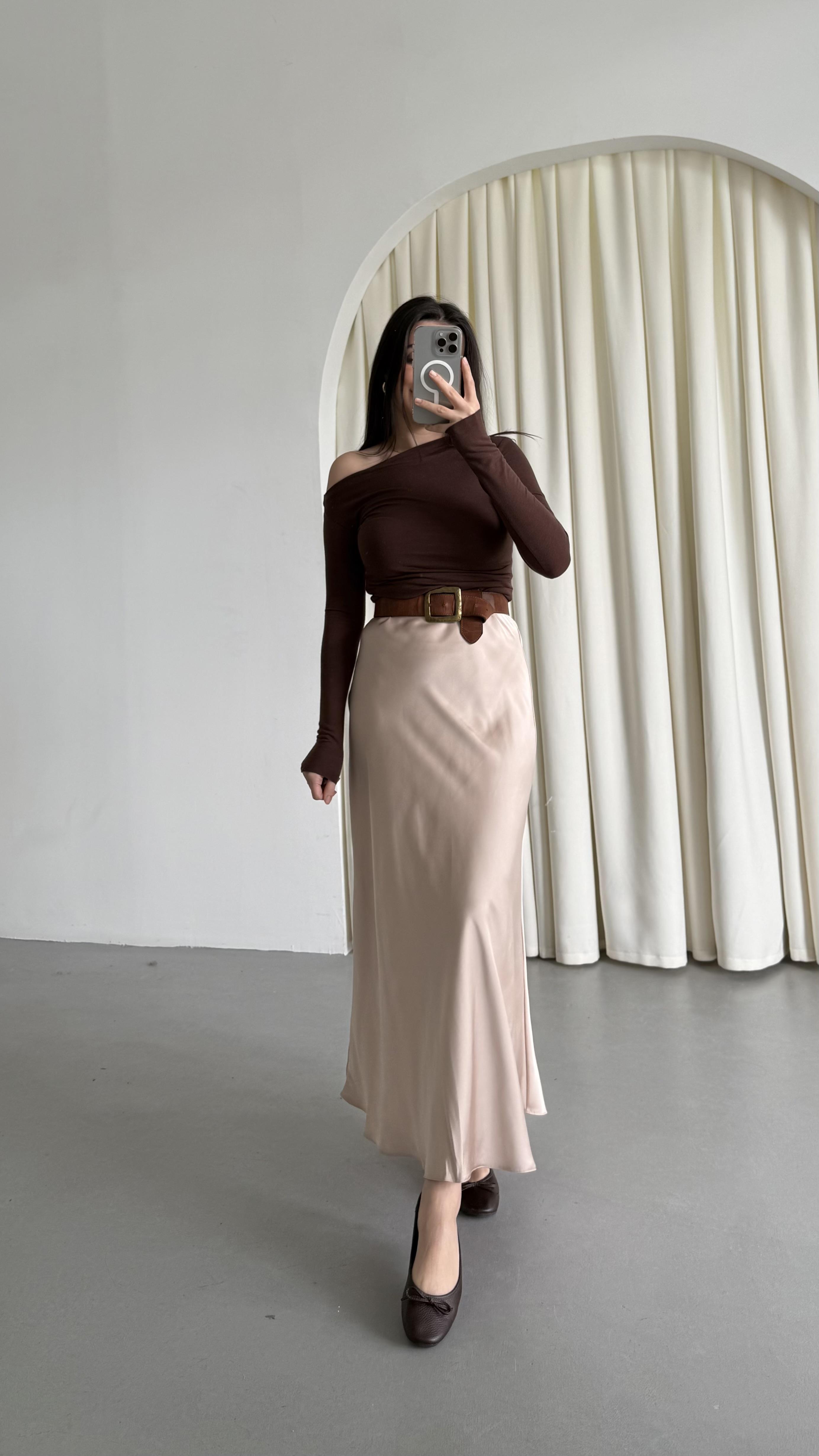 Marka Bej Saten Etek