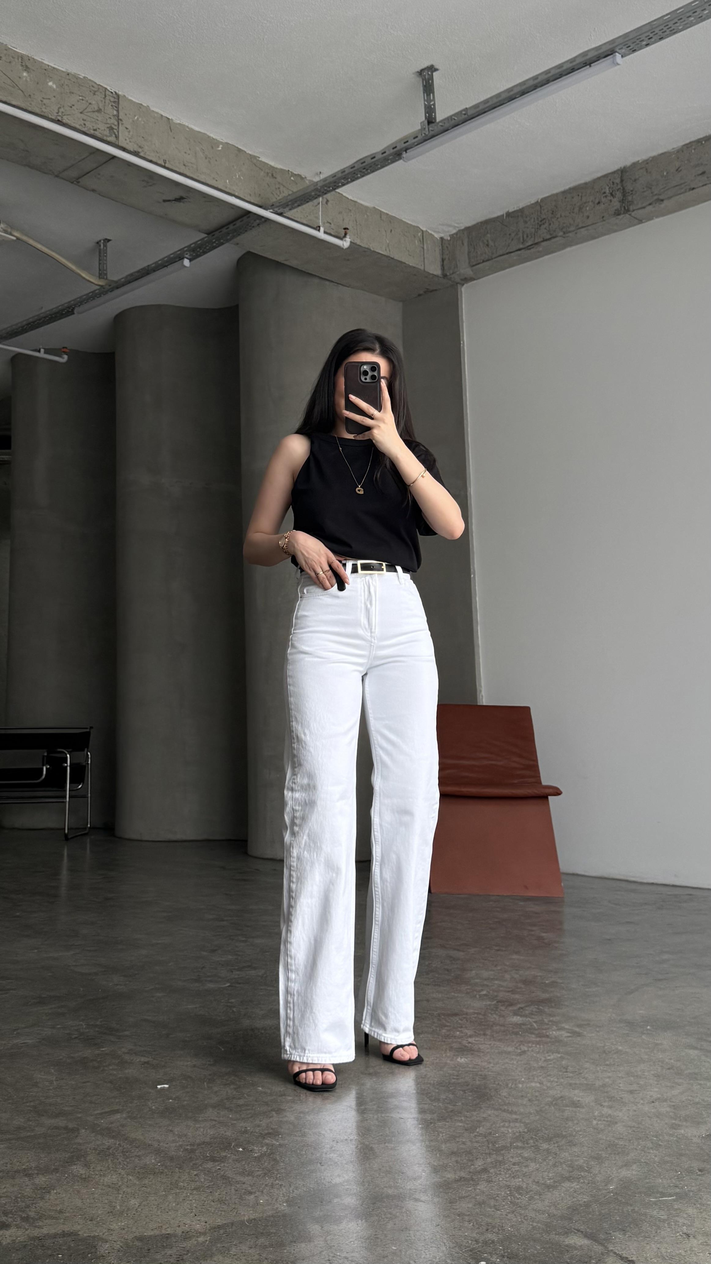 Marka Beyaz Straight Yüksek Bel Jean
