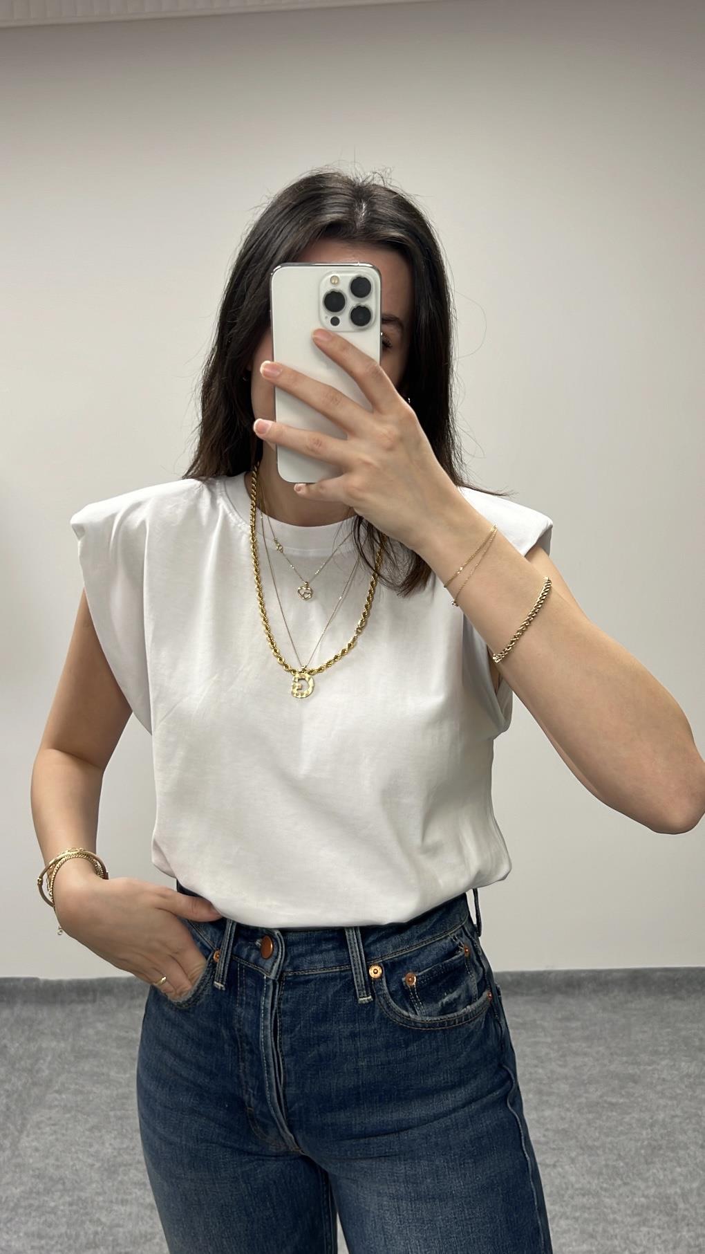 MARKA BEYAZ VATKALI TİŞÖRT