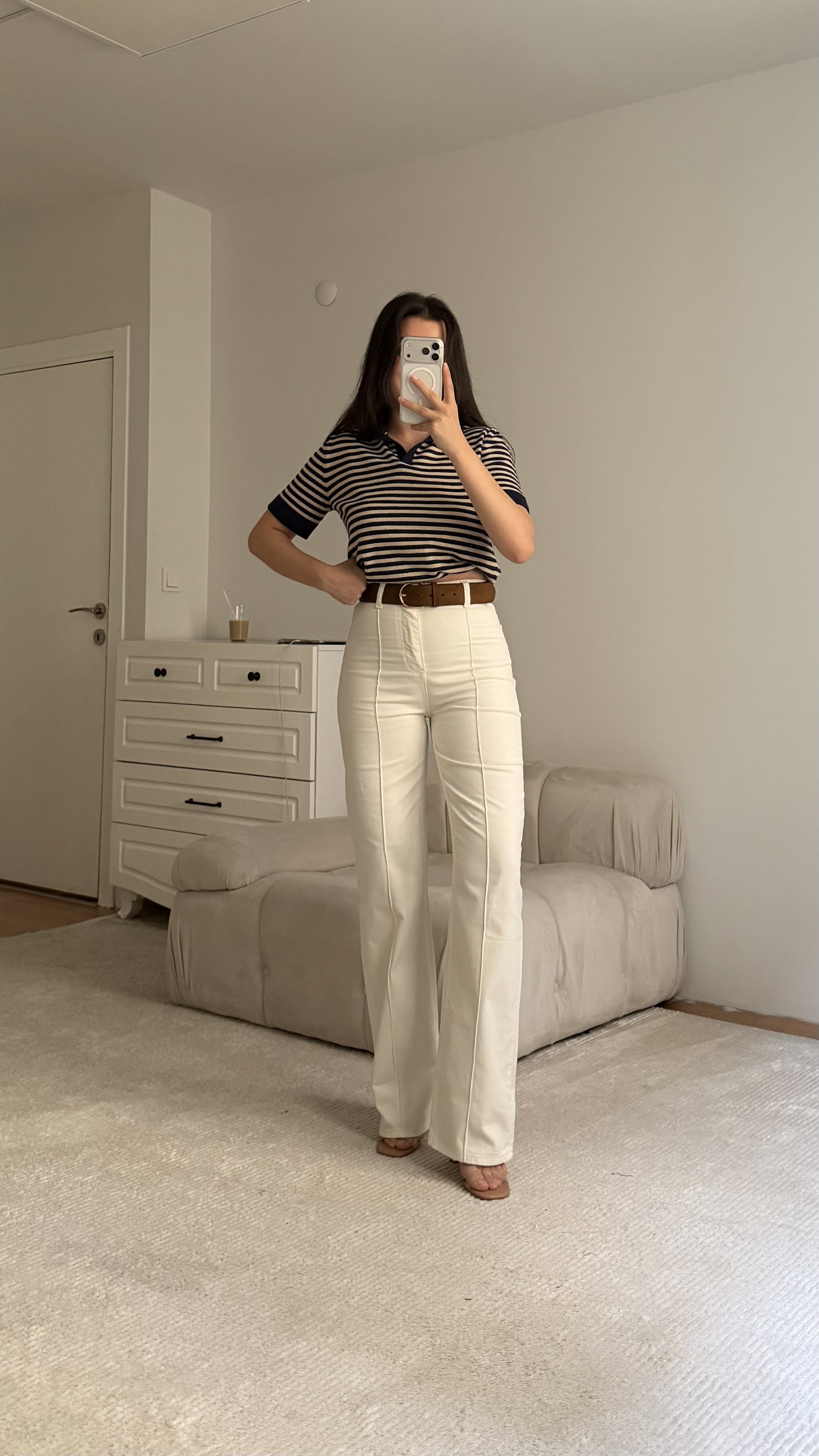 Marka Ekru Çimalı Düz Kesim Denim