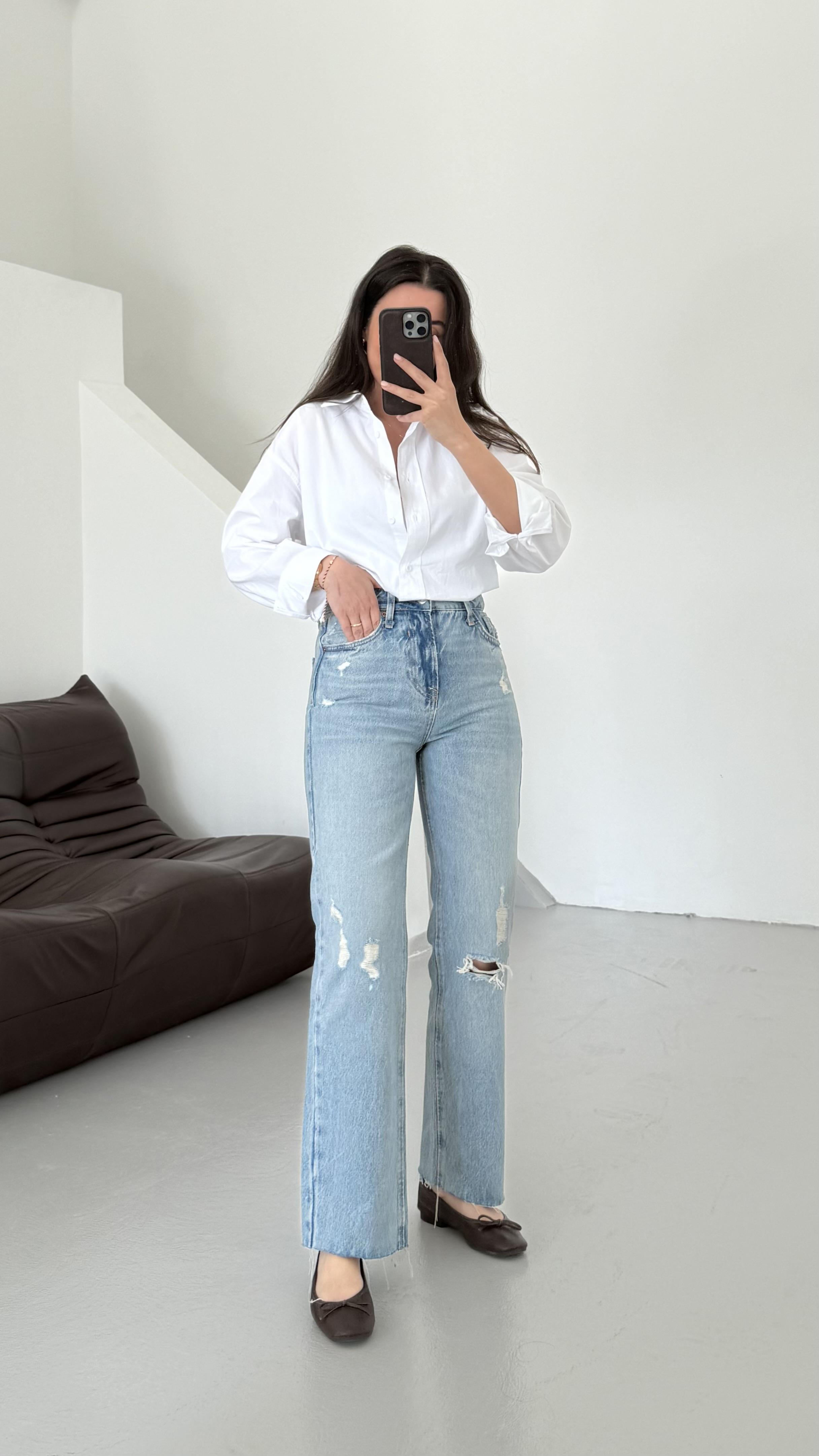 Marka Eskitme Detaylı Yırtık Straight Jean