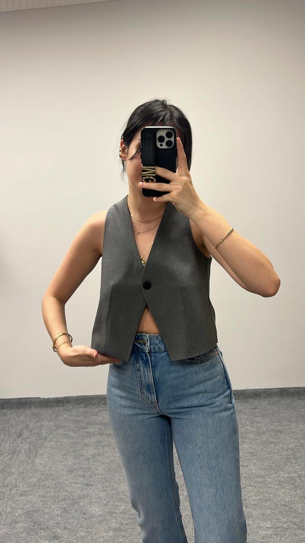 MARKA GRİ ASİMETRİK TASARIM YELEK