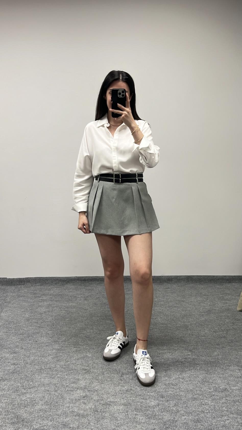 Marka Gri Kemerli Şort Etek