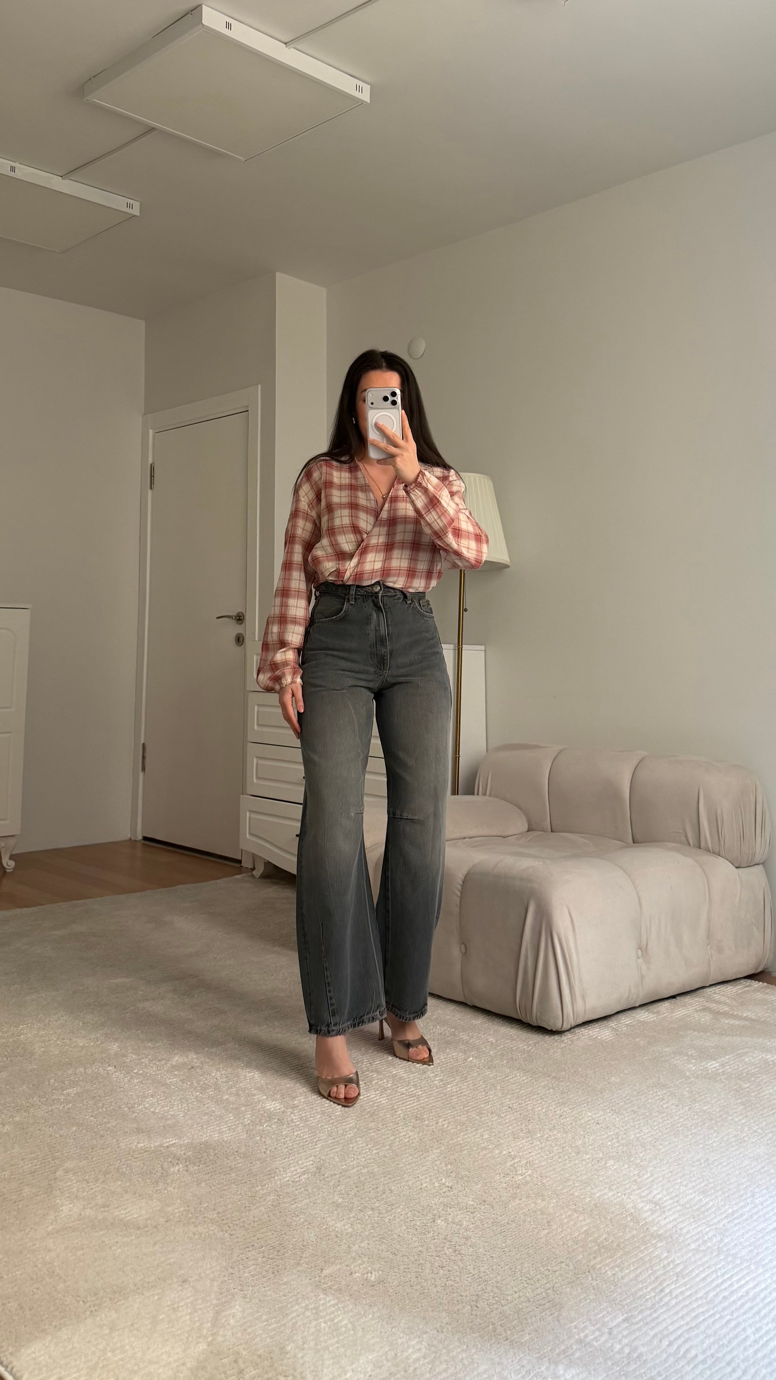 Marka Gri Yıkamalı Barrel Jean 