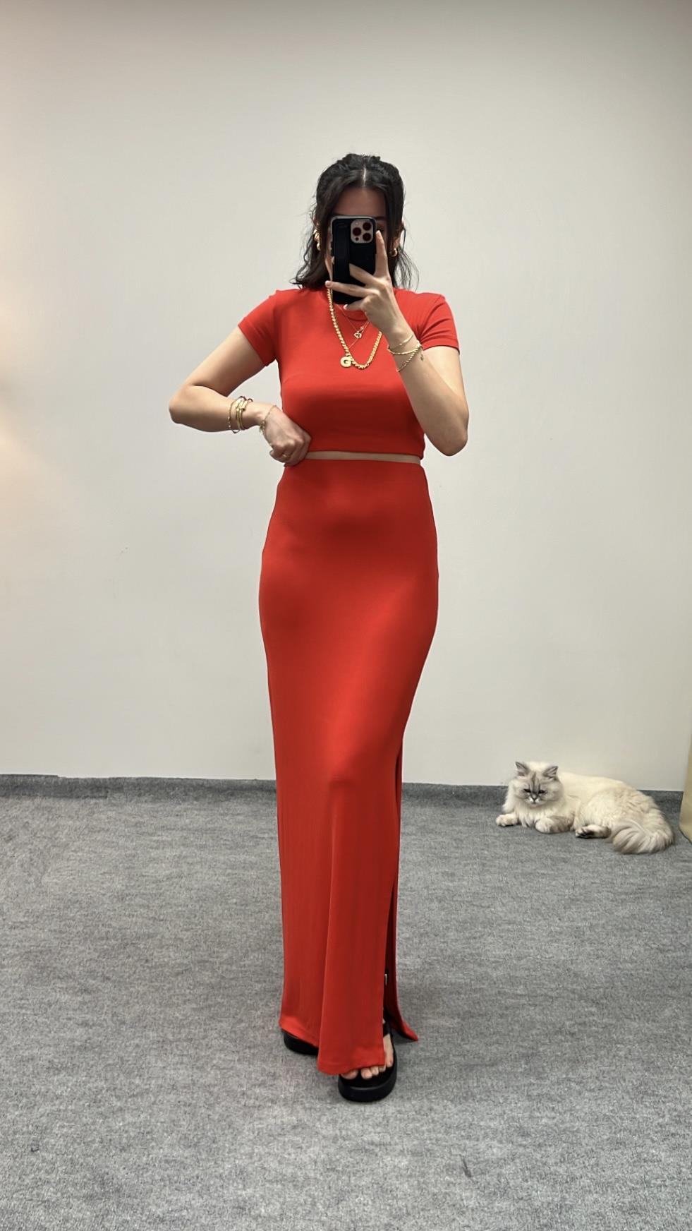 MARKA KIRMIZI ÖZEL DOKUMA MAXİ ETEK