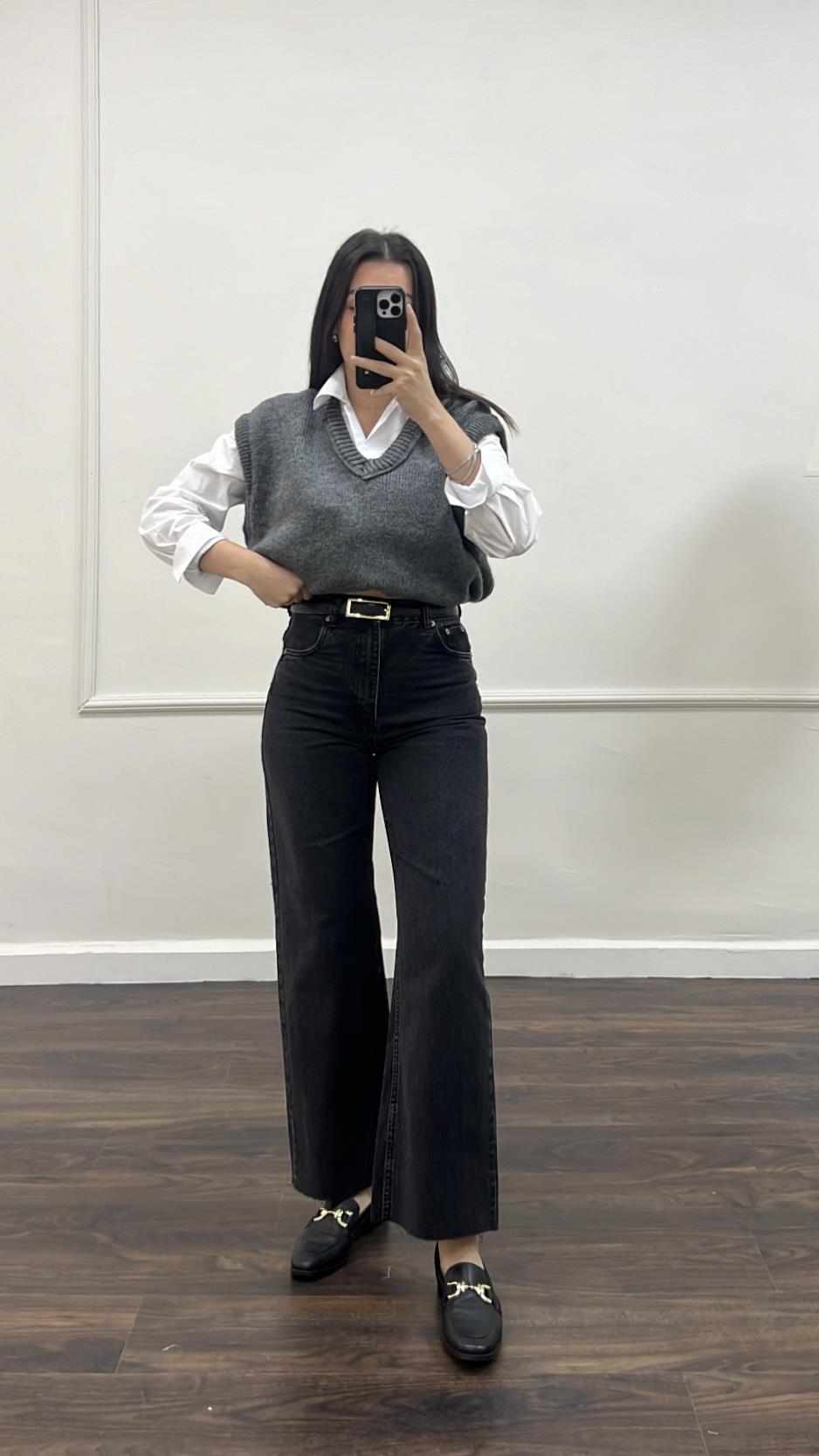 Marka Koyu Antrasit Straight Leg Jean 