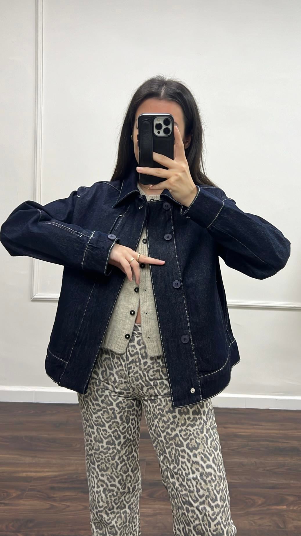 Marka Koyu Laci Denim Ceket