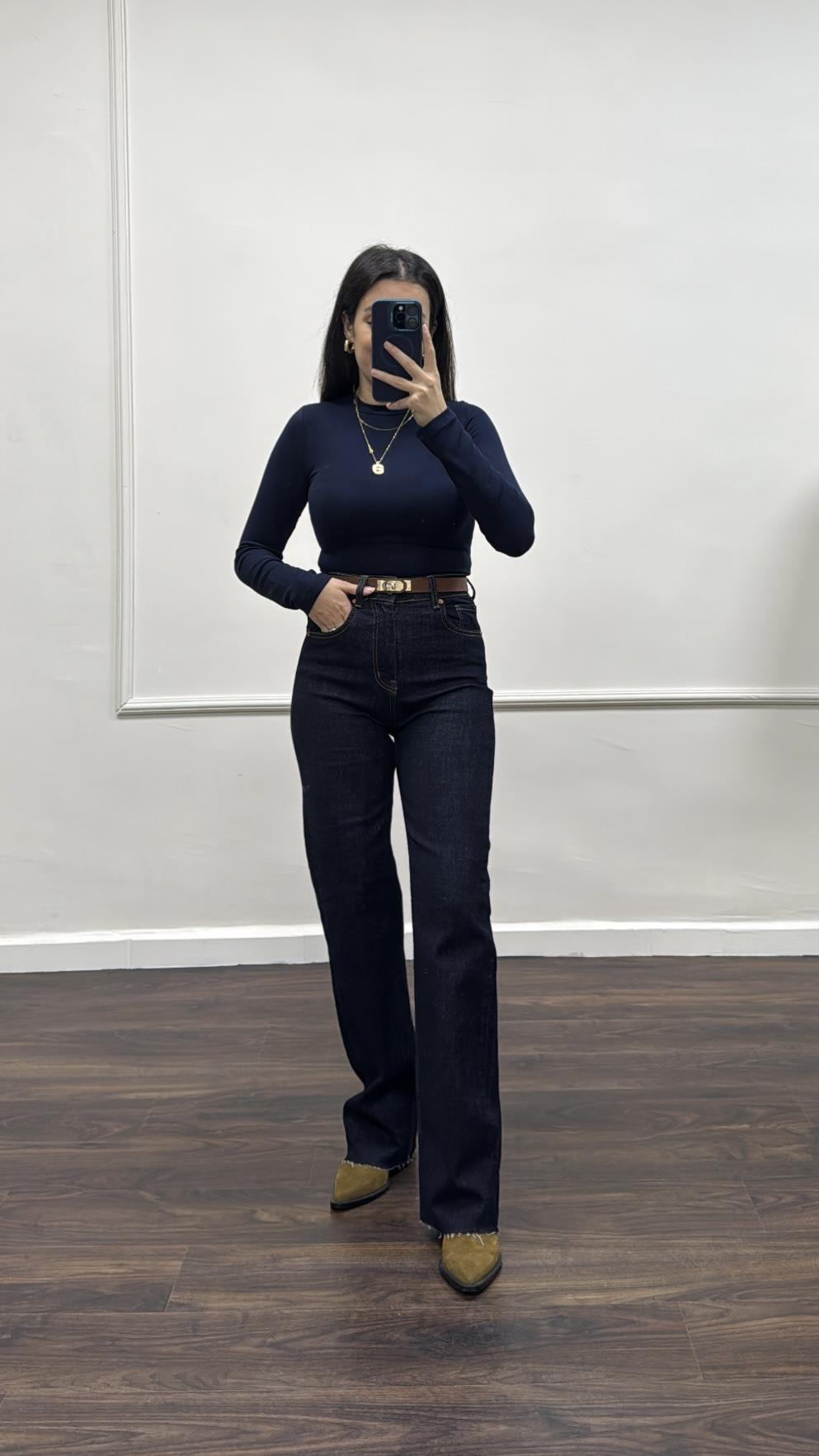 Marka Koyu Laci Straight Fıt Jean 