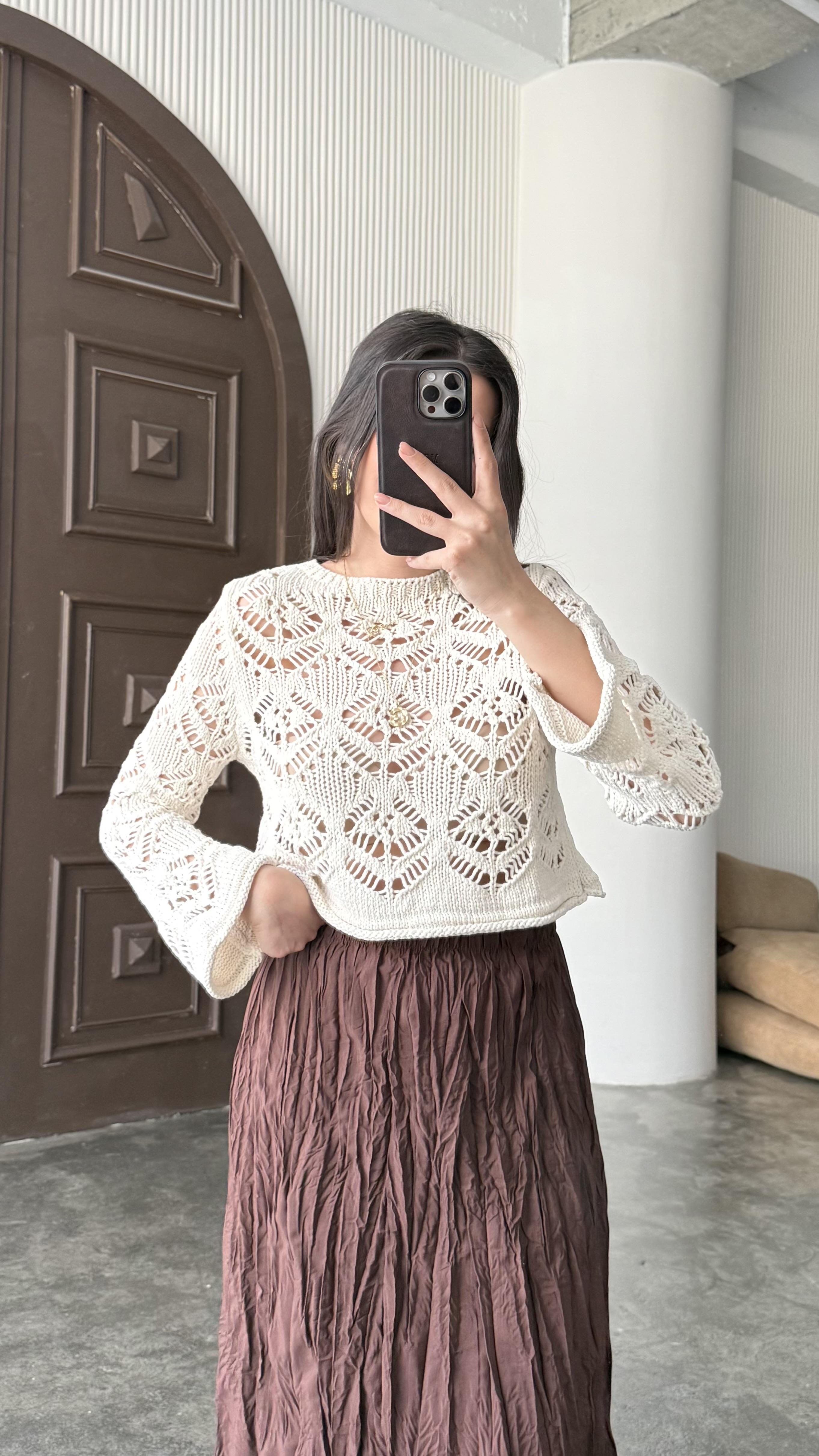 Marka Krem İspanyol Kol Ajurlu Triko 