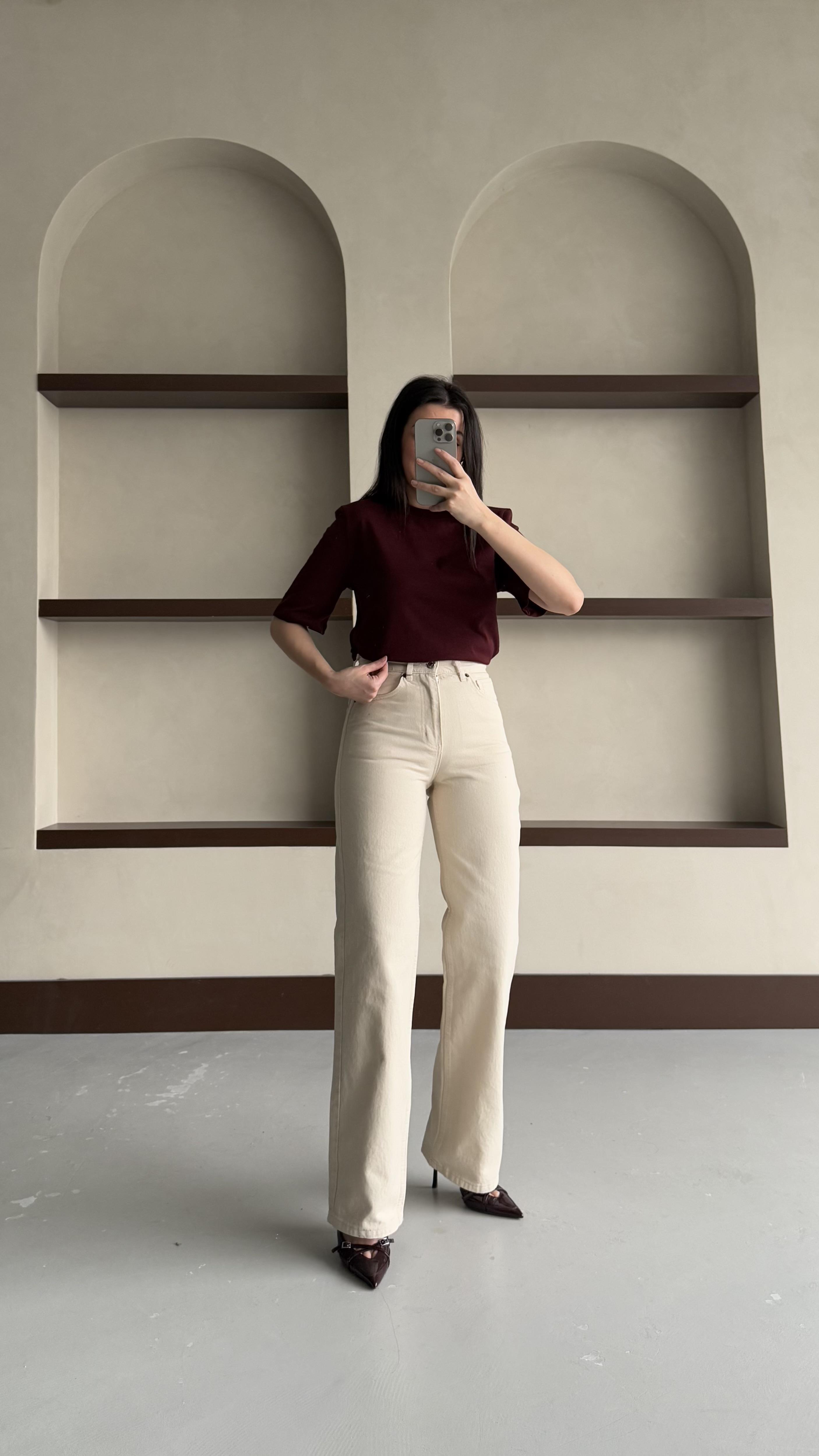 Marka Krem Yüksek Bel Straight Jean